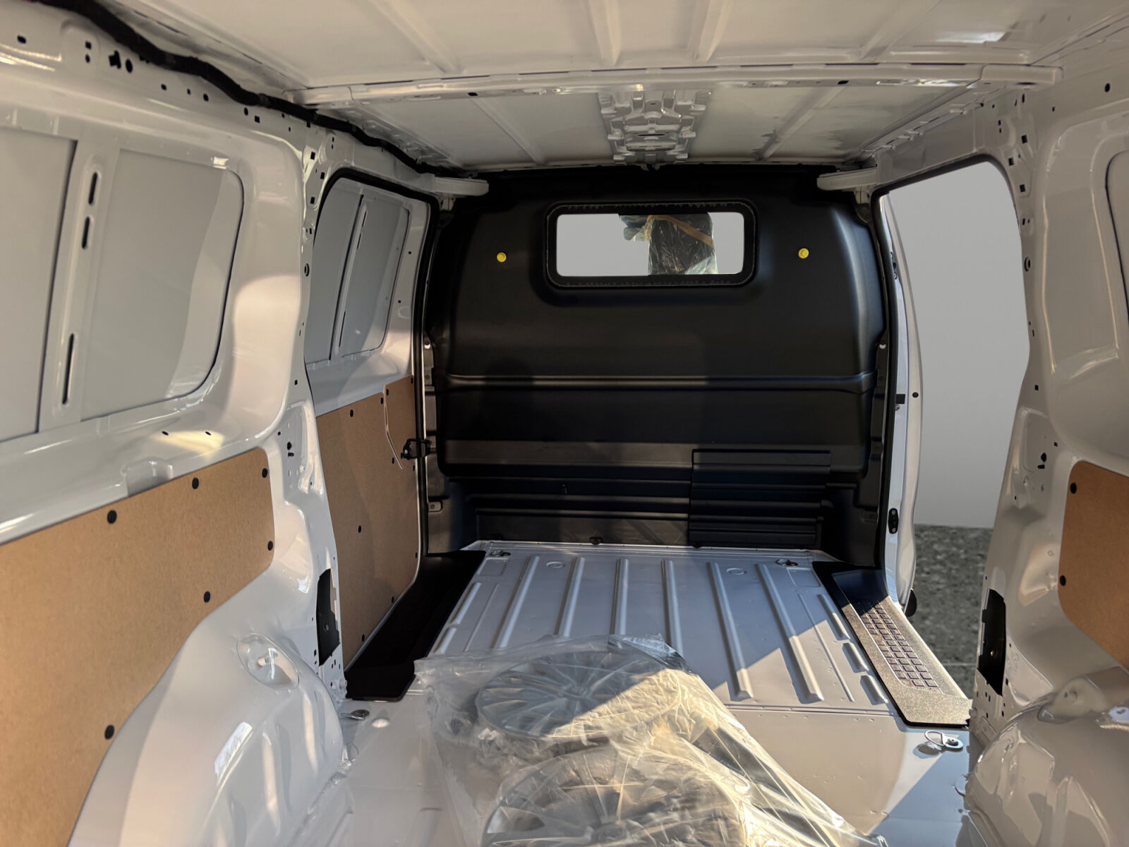 Billede af Toyota Proace Electric Long EL Comfort Master To Skydedør 136HK Van Aut.