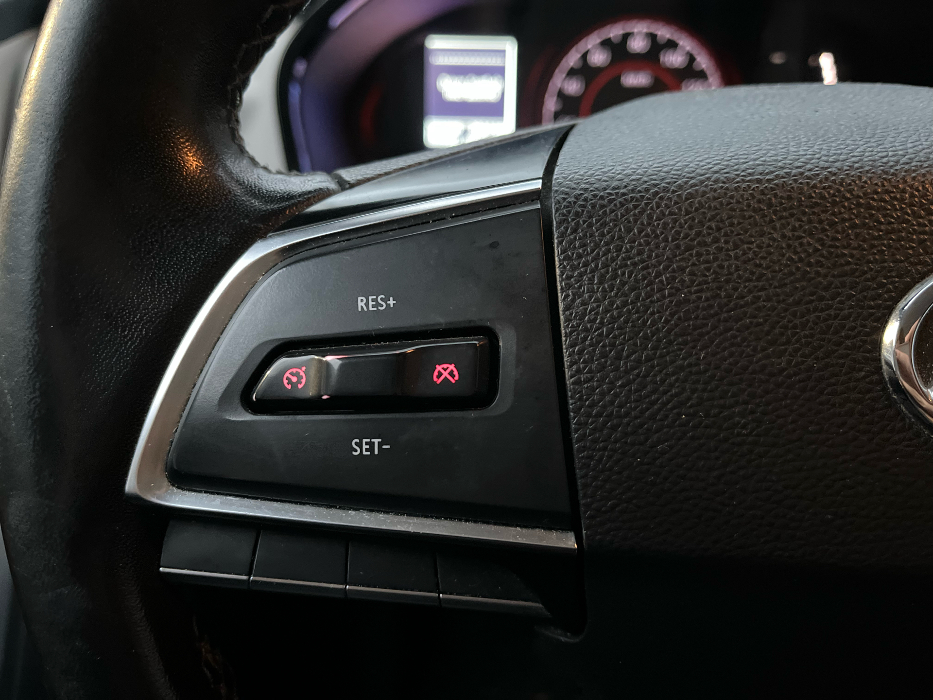 Billede af Maxus e-Deliver 3 6,3m3 52,5 kwh el EL 122HK Van 