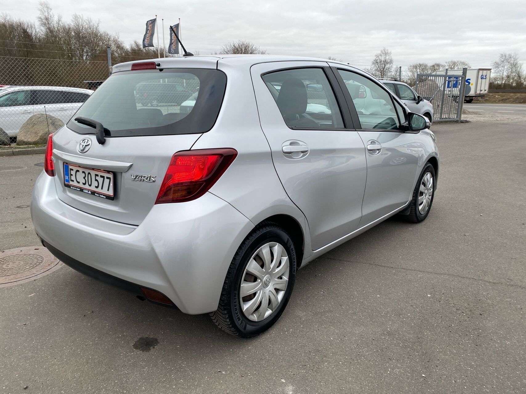 Billede af Toyota Yaris 1,0 VVT-I T2 69HK 5d