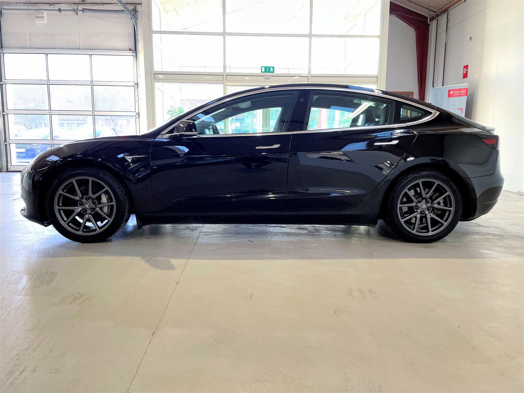 Billede af Tesla Model 3 EL Standard Range Plus 283HK Aut.