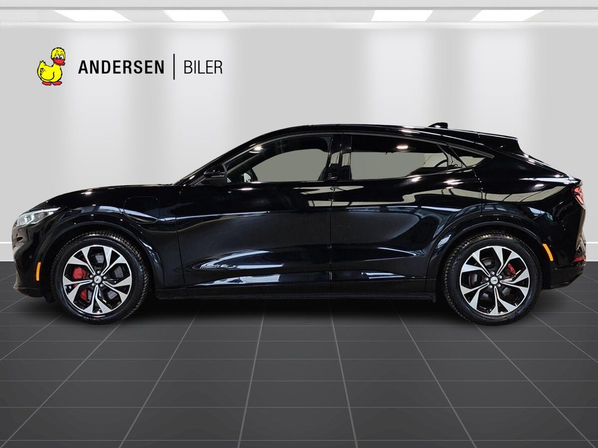 Billede af Ford Mustang Mach-E EL UR AWD 351HK 5d Aut.