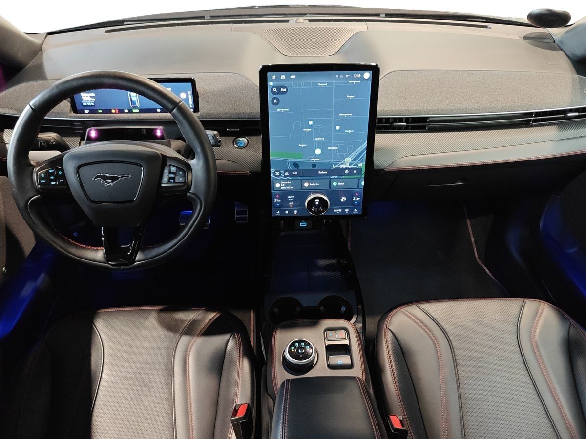 Billede af Ford Mustang Mach-E EL UR AWD 351HK 5d Aut.