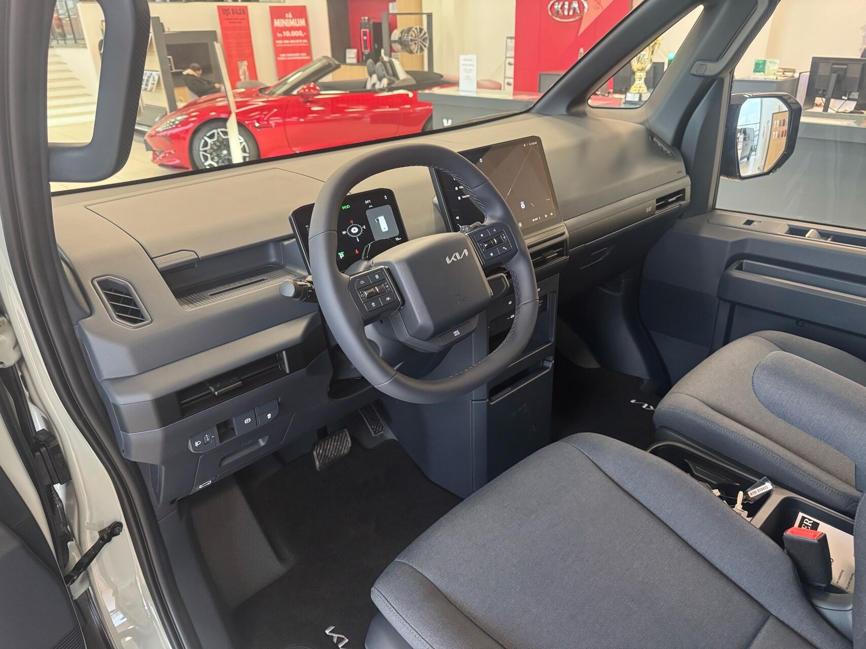 Billede af Kia PV5 Cargo L2H1 EL Long Range Work Pro 163HK Van Aut.