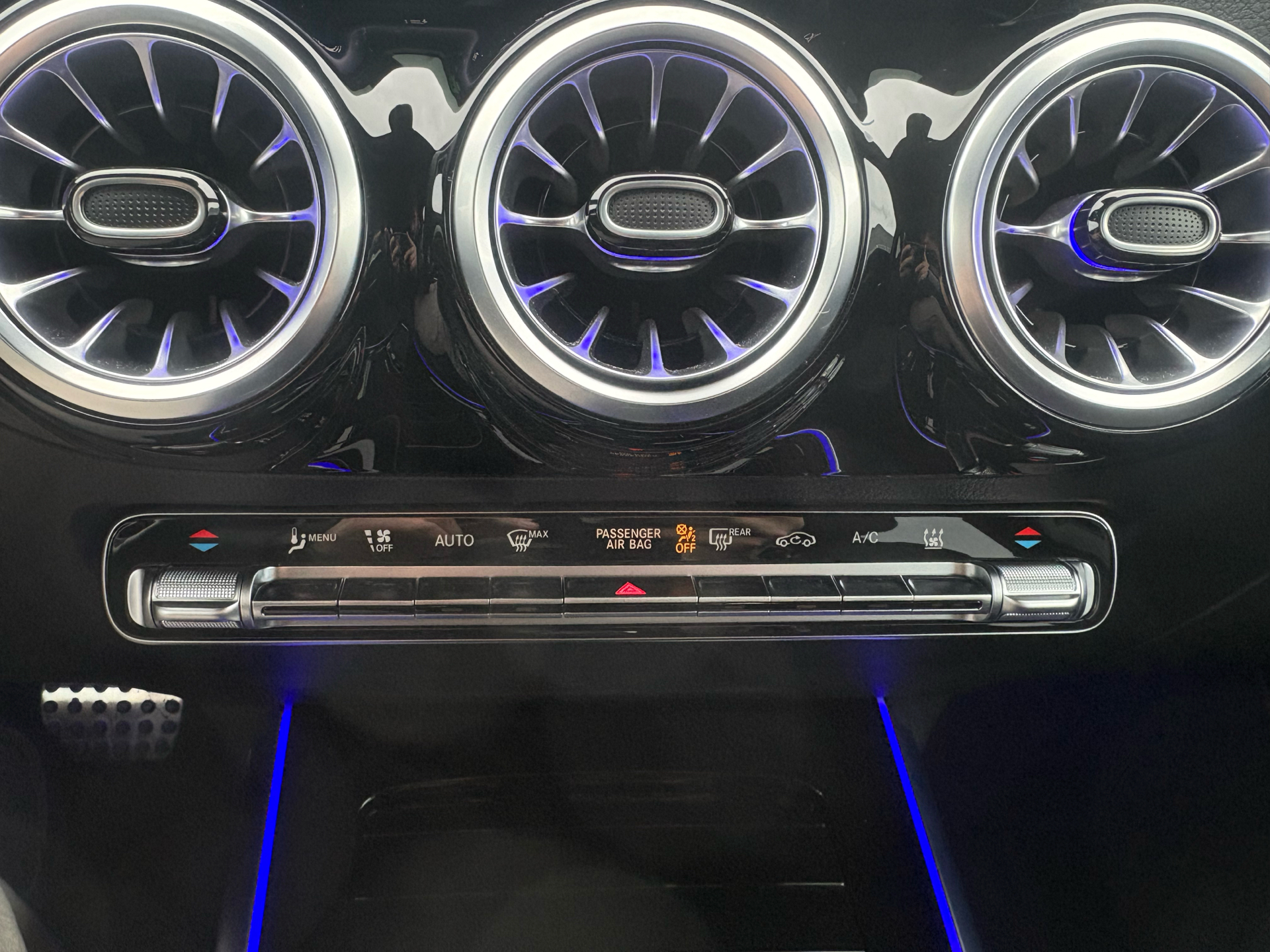 Billede af Mercedes-Benz EQA 250+ EL AMG Edition 190HK 5d Aut.