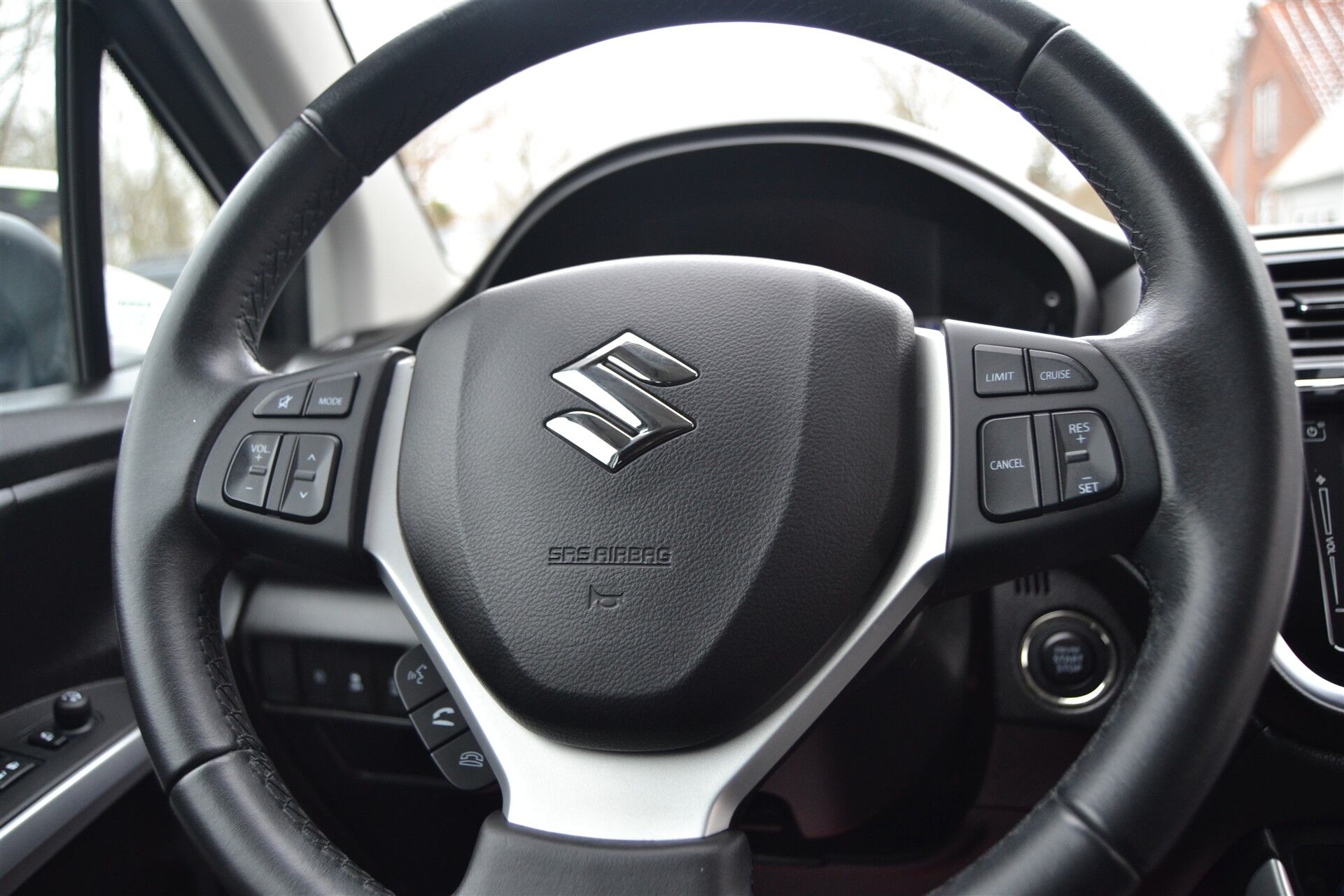 Billede af Suzuki S-Cross 1,0 Boosterjet Active Holiday 112HK 5d