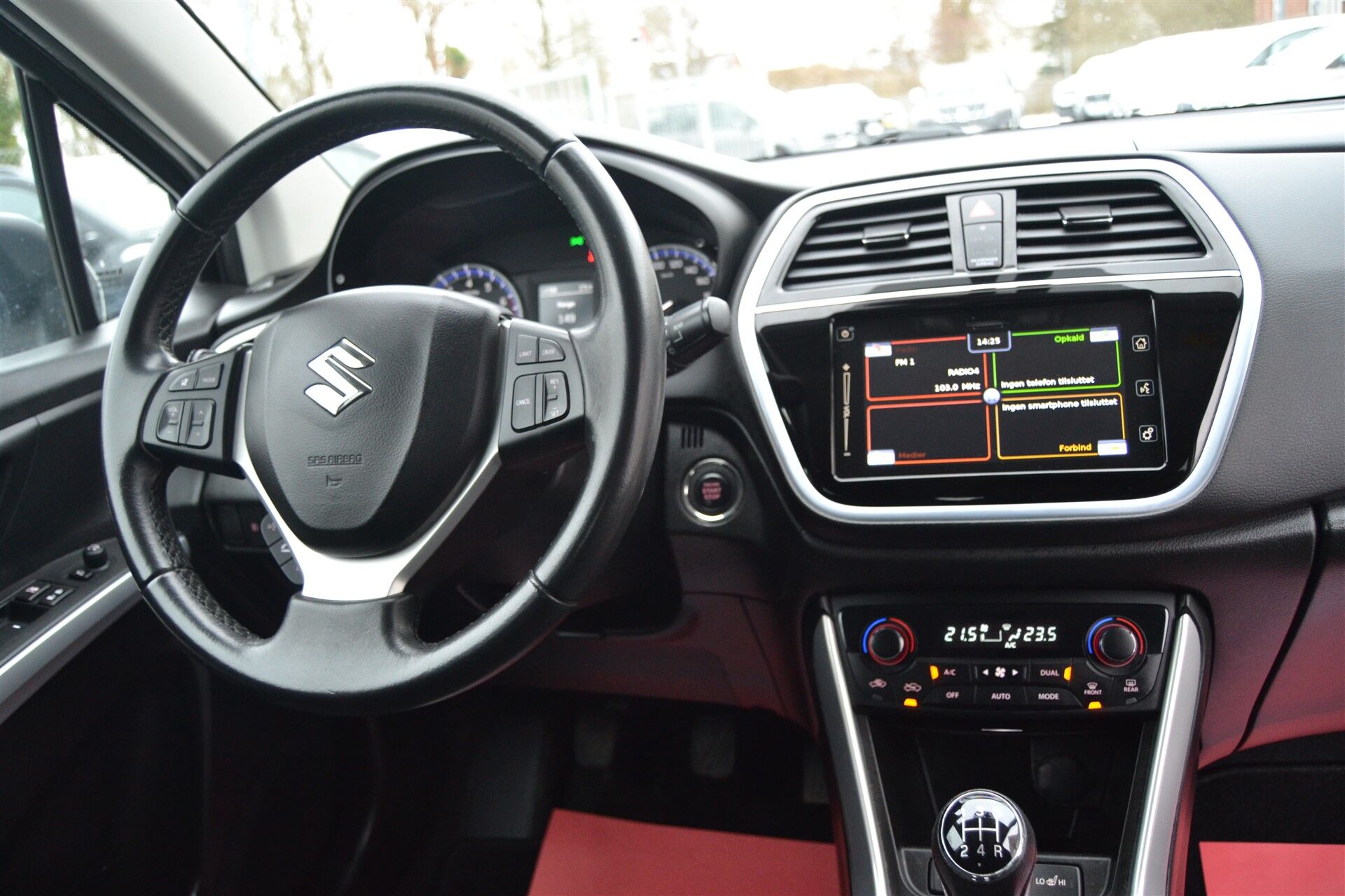 Billede af Suzuki S-Cross 1,0 Boosterjet Active 112HK 5d