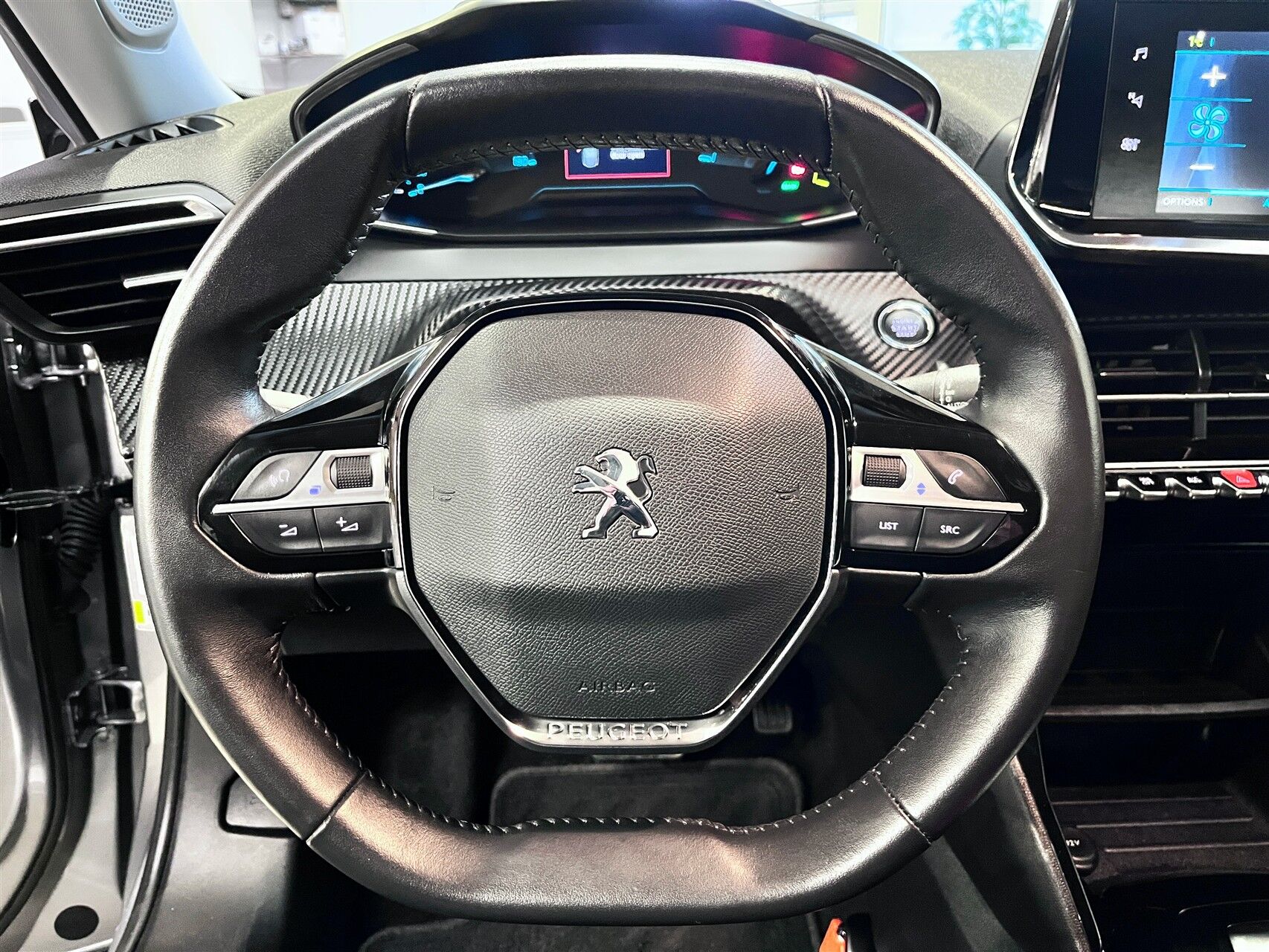 Billede af Peugeot e-2008 EL Active 136HK 5d Aut.