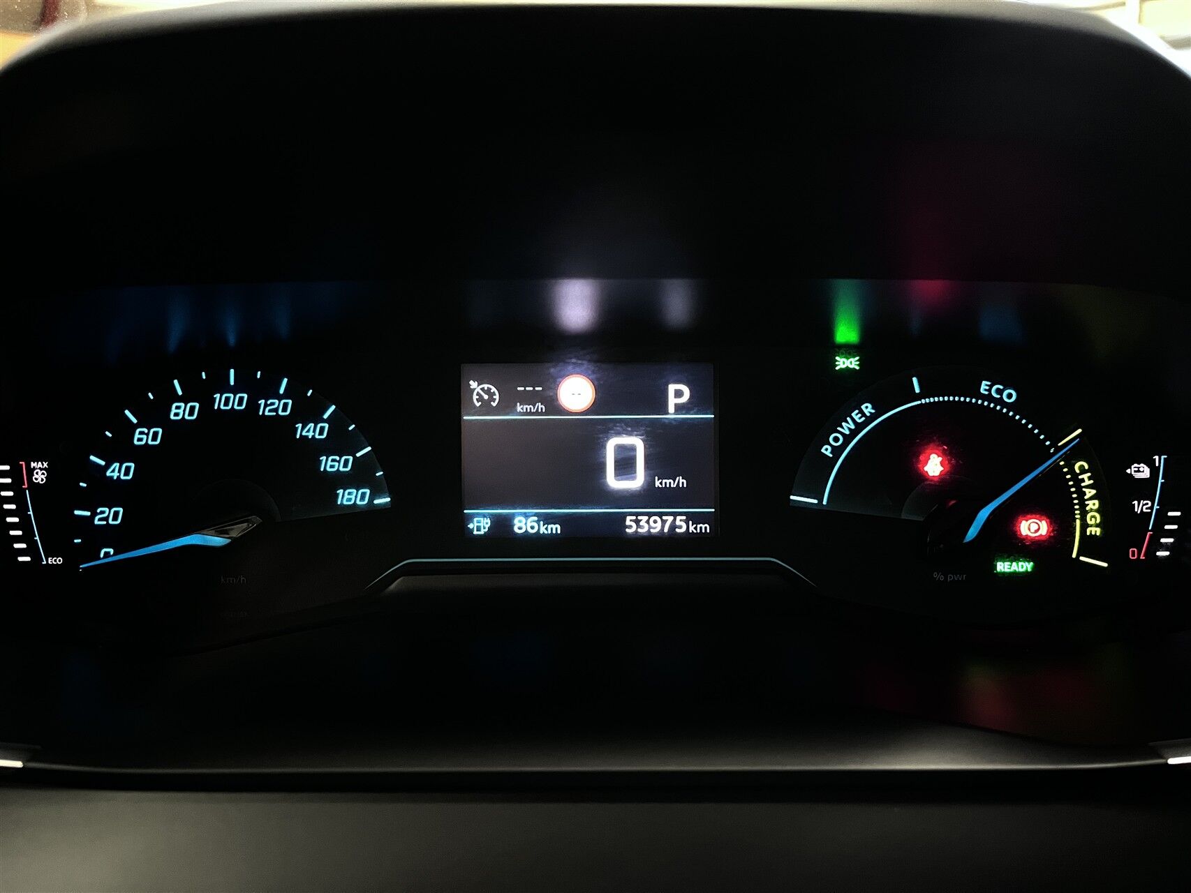 Billede af Peugeot e-2008 EL Active 136HK 5d Aut.