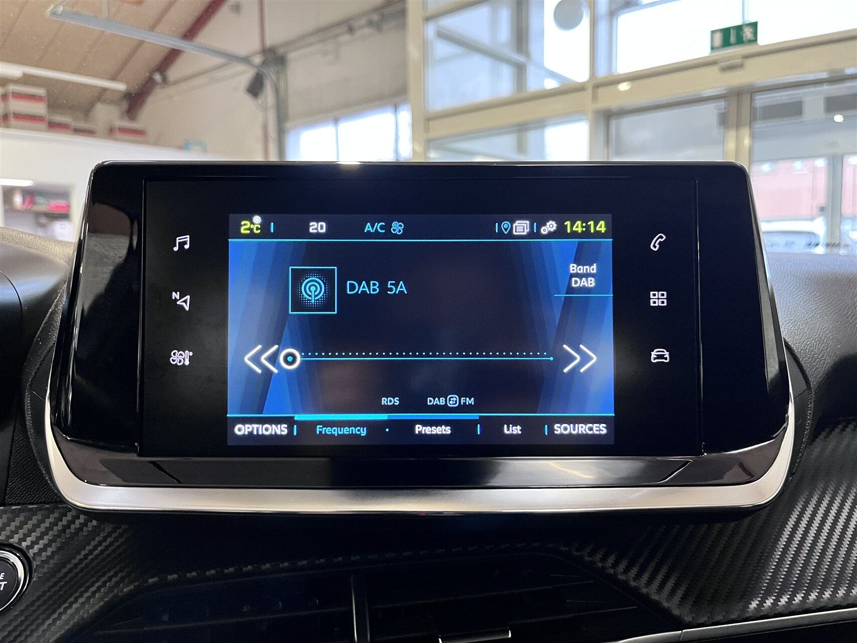 Billede af Peugeot e-2008 EL Active 136HK 5d Aut.