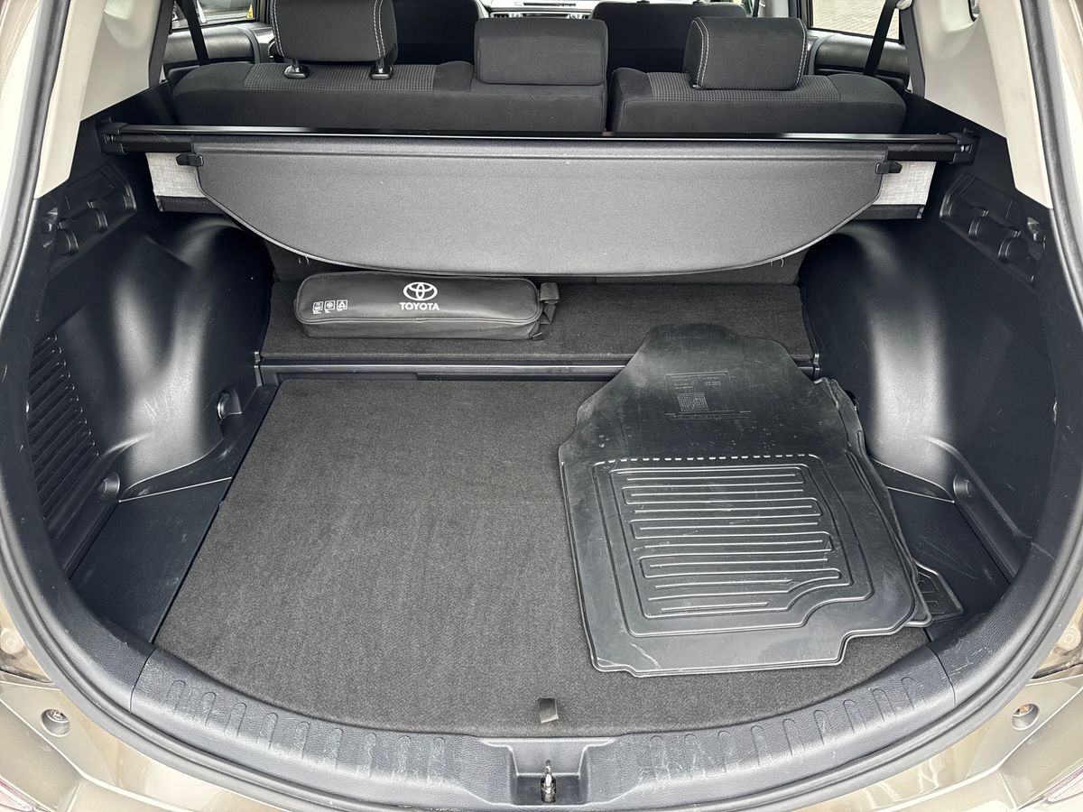 Billede af Toyota RAV4 2,5 Hybrid H3 Safety Sense 4x4 197HK 5d 6g Aut.