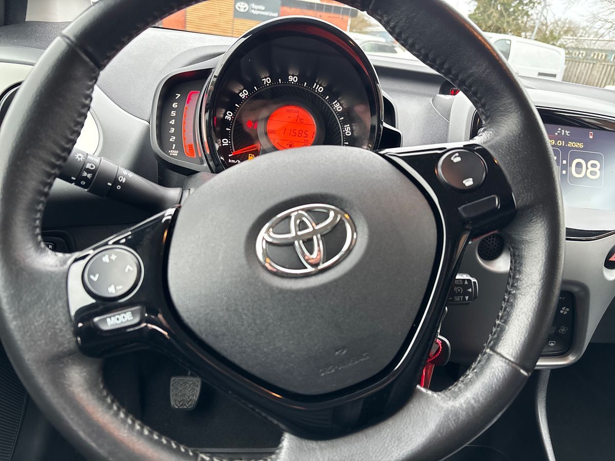Billede af Toyota Aygo 1,0 VVT-I X-Pose 72HK 5d
