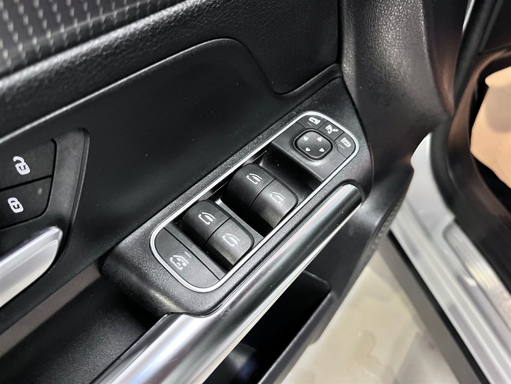 Billede af Mercedes-Benz EQA 250 EL 190HK 5d Aut.