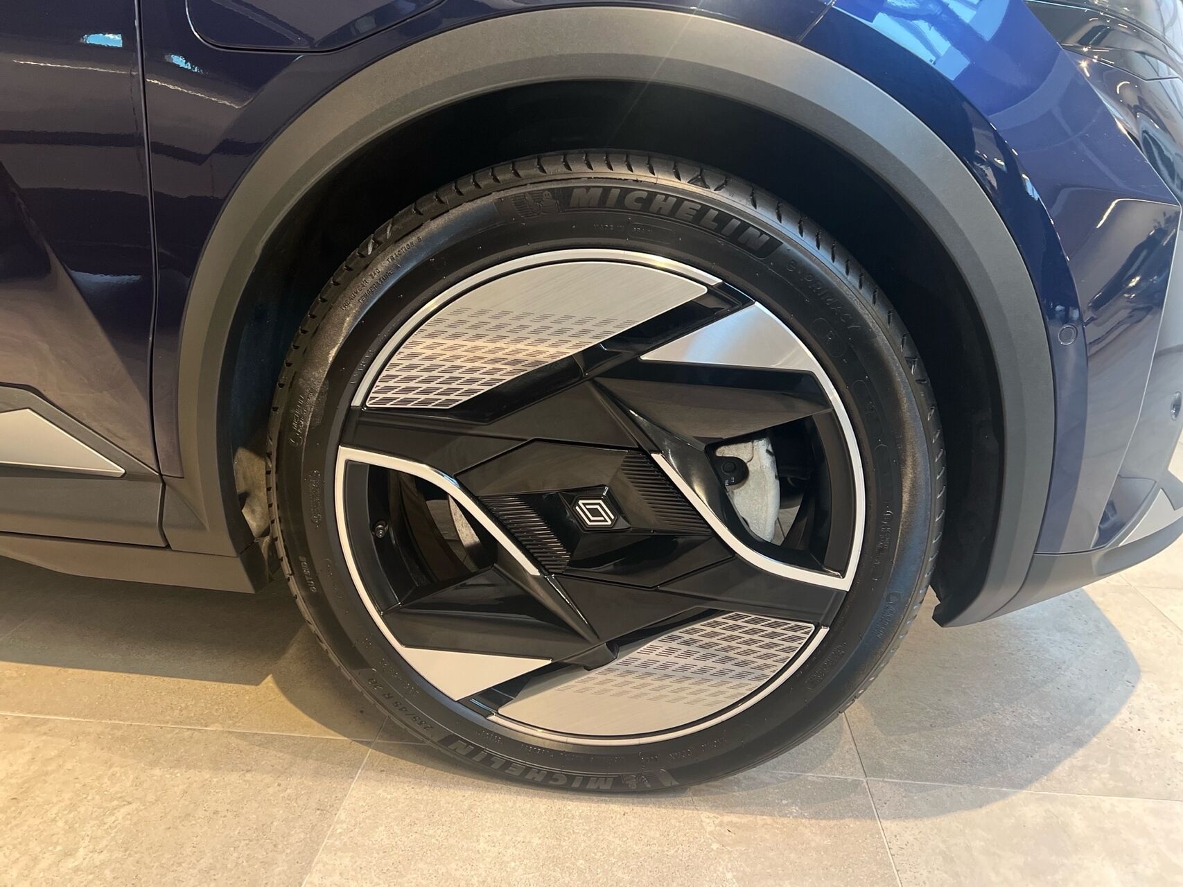 Billede af Renault Scénic E-TECH Iconic 220HK Aut.