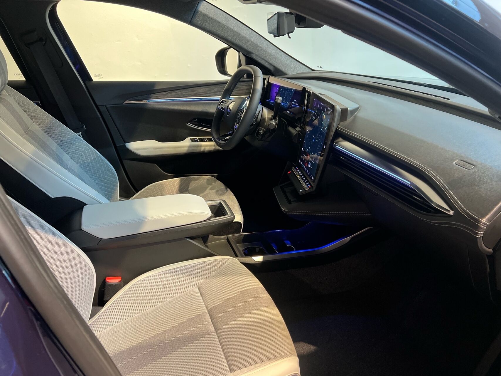 Billede af Renault Scénic E-TECH Iconic 220HK Aut.