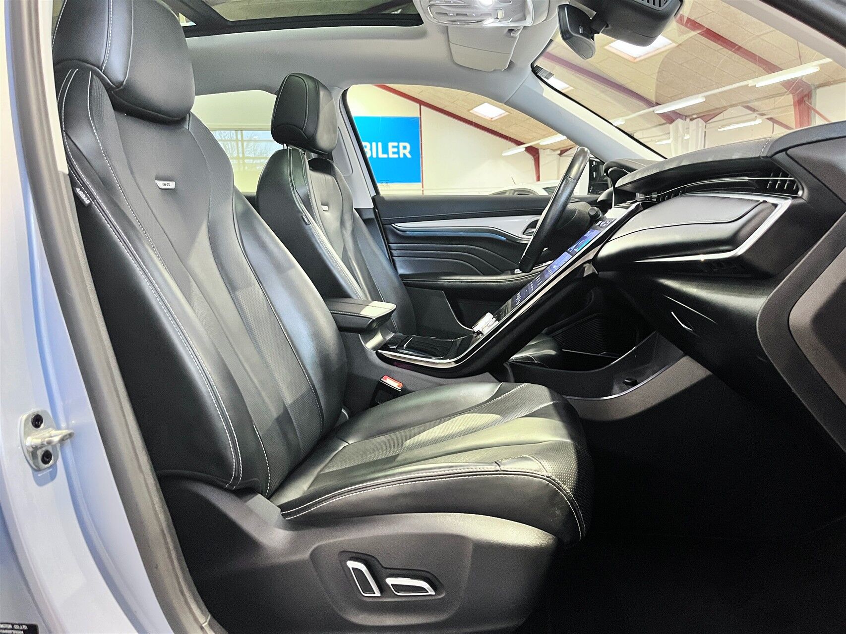 Billede af MG Marvel R EL Performance 4x4 288HK 5d Aut.