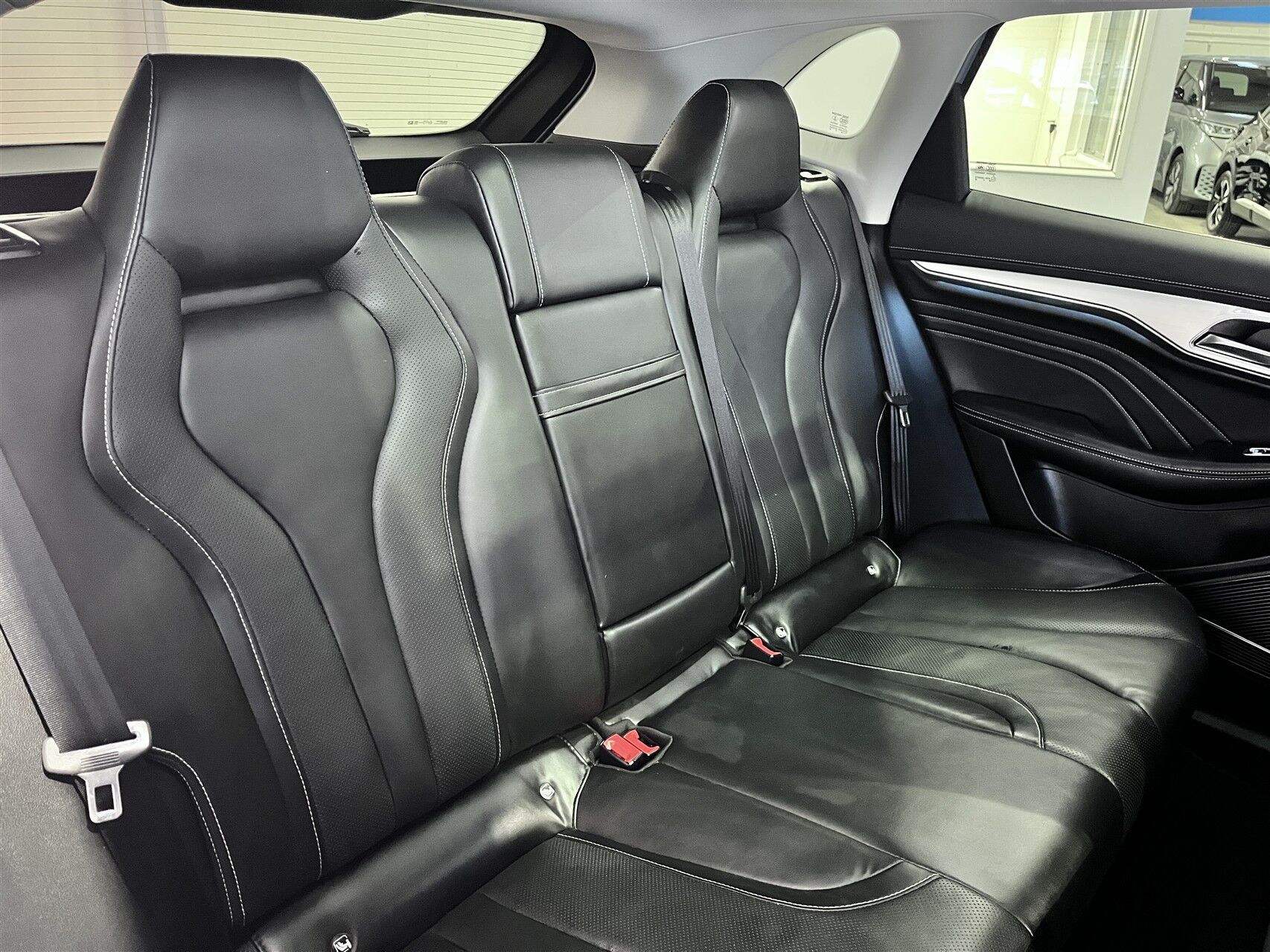 Billede af MG Marvel R EL Performance 4x4 288HK 5d Aut.