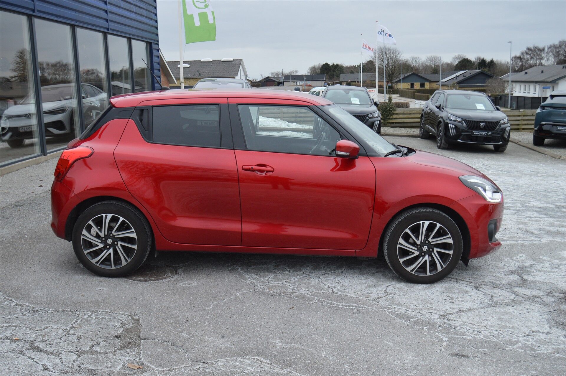 Billede af Suzuki Swift 1,2 Dualjet  Mild hybrid Exclusive AEB CVT 83HK 5d Trinl. Gear