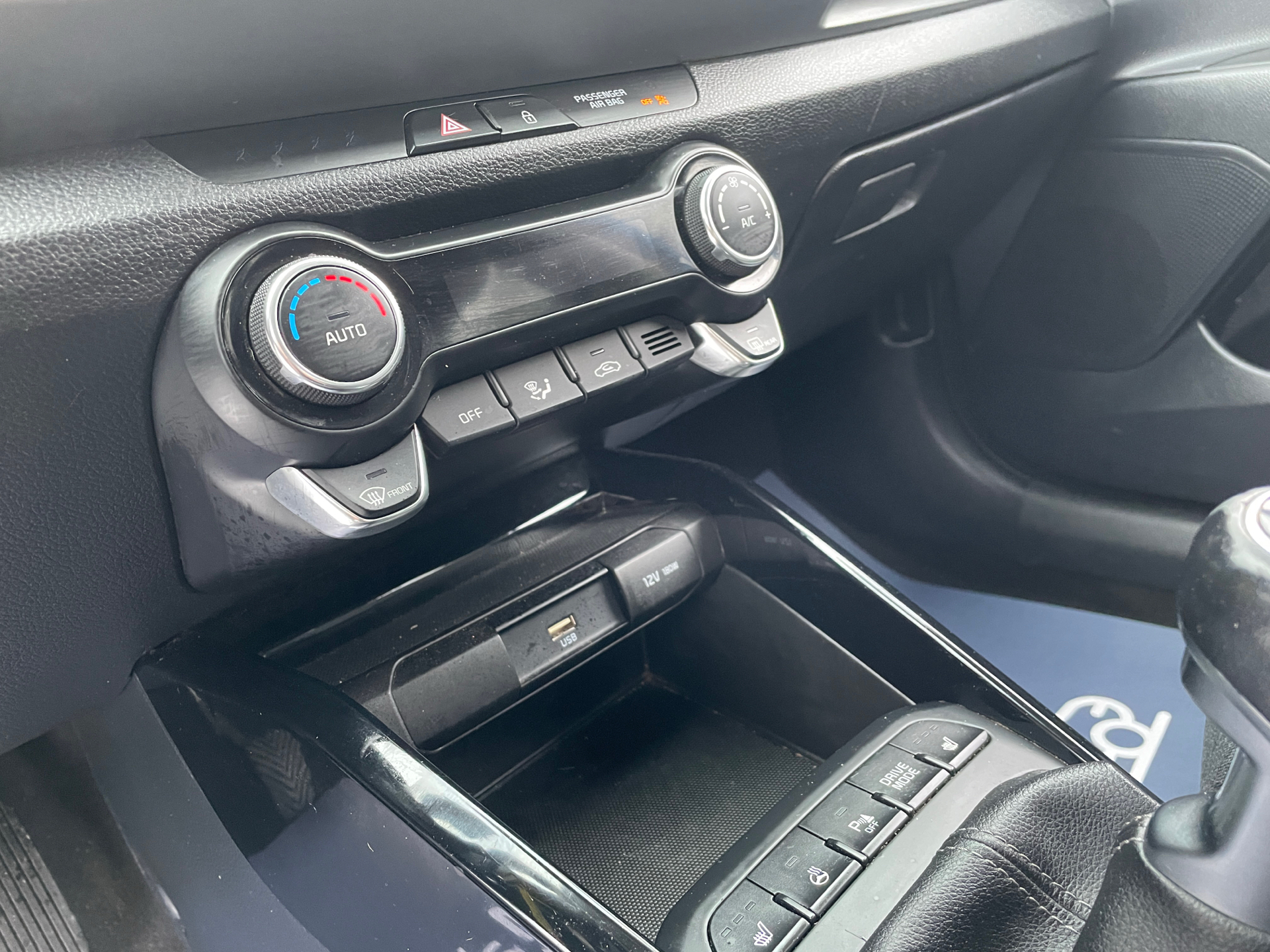 Billede af Kia Stonic 1,0 T-GDI  Mild hybrid Prestige m/Upgrade 100HK 5d 6g