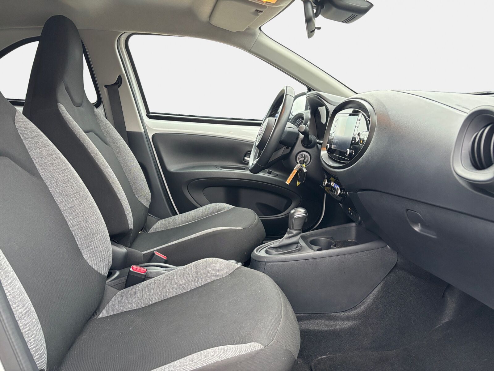 Billede af Toyota Aygo X 1,0 VVT-I Active 72HK 5d Aut.