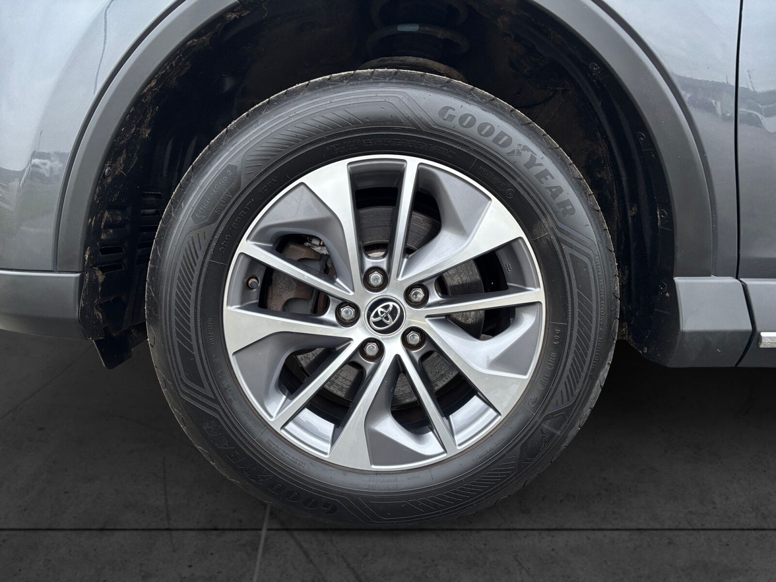 Billede af Toyota RAV4 2,5 Hybrid H3 Safety Sense 4x2 197HK 5d 6g Aut.