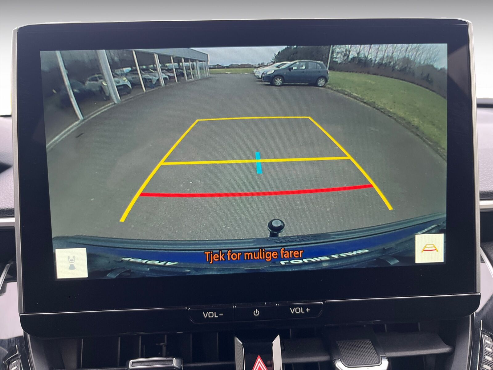 Billede af Toyota Corolla Cross 1,8 Hybrid Style Comfort 140HK 5d Aut.