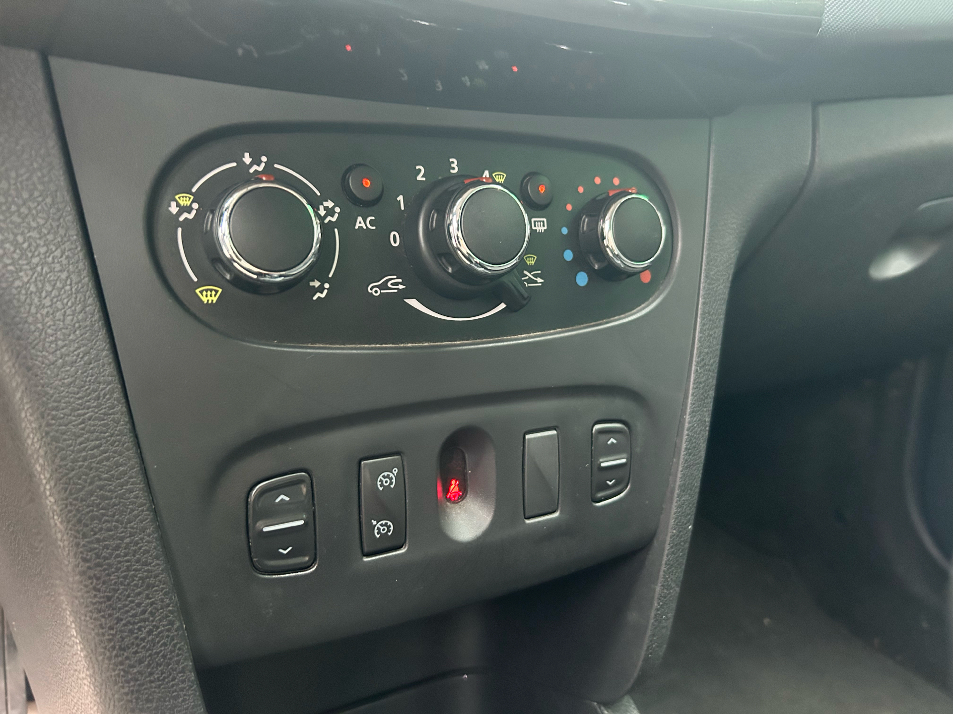 Billede af Dacia Logan 0,9 Tce Lauréate 90HK