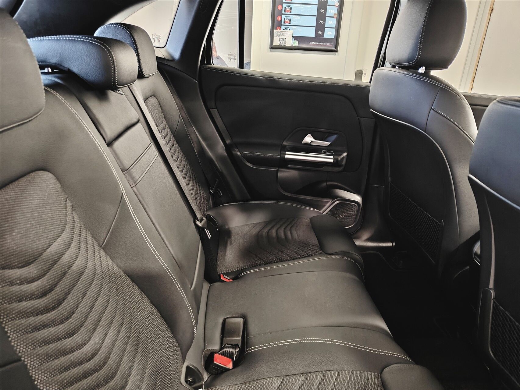 Billede af Mercedes-Benz EQA 250 EL 190HK 5d Aut.