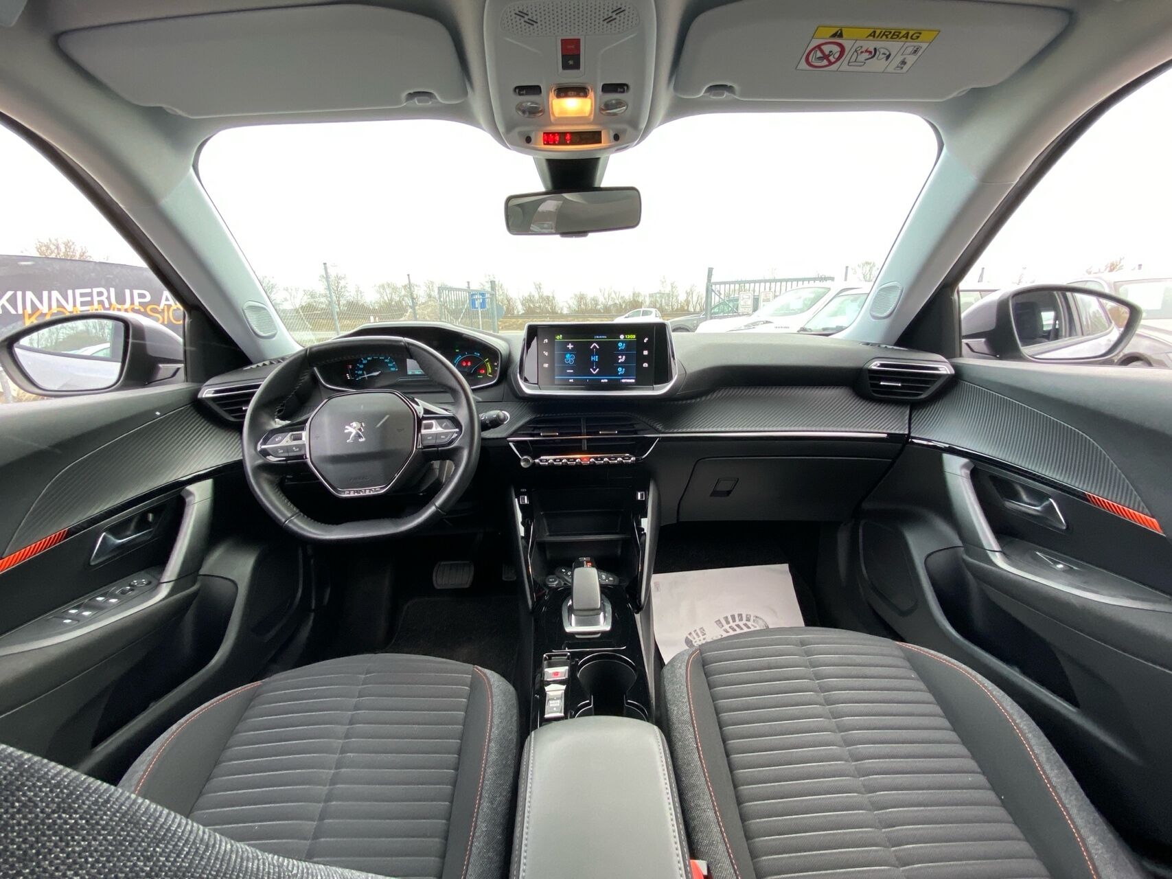 Billede af Peugeot e-2008 EL Allure 136HK 5d Aut.