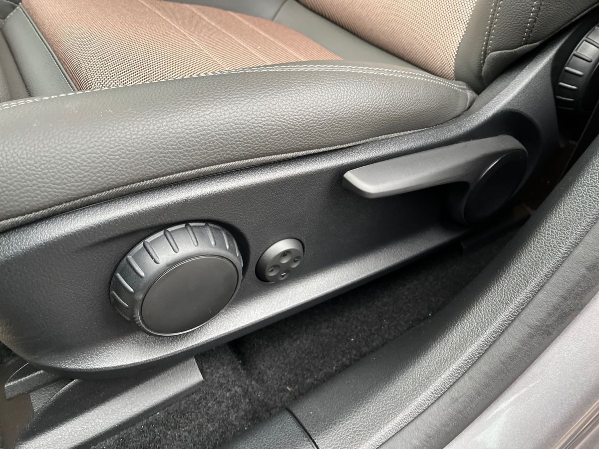 Billede af Mercedes-Benz EQA 350 EL 4Matic 292HK 5d Aut.