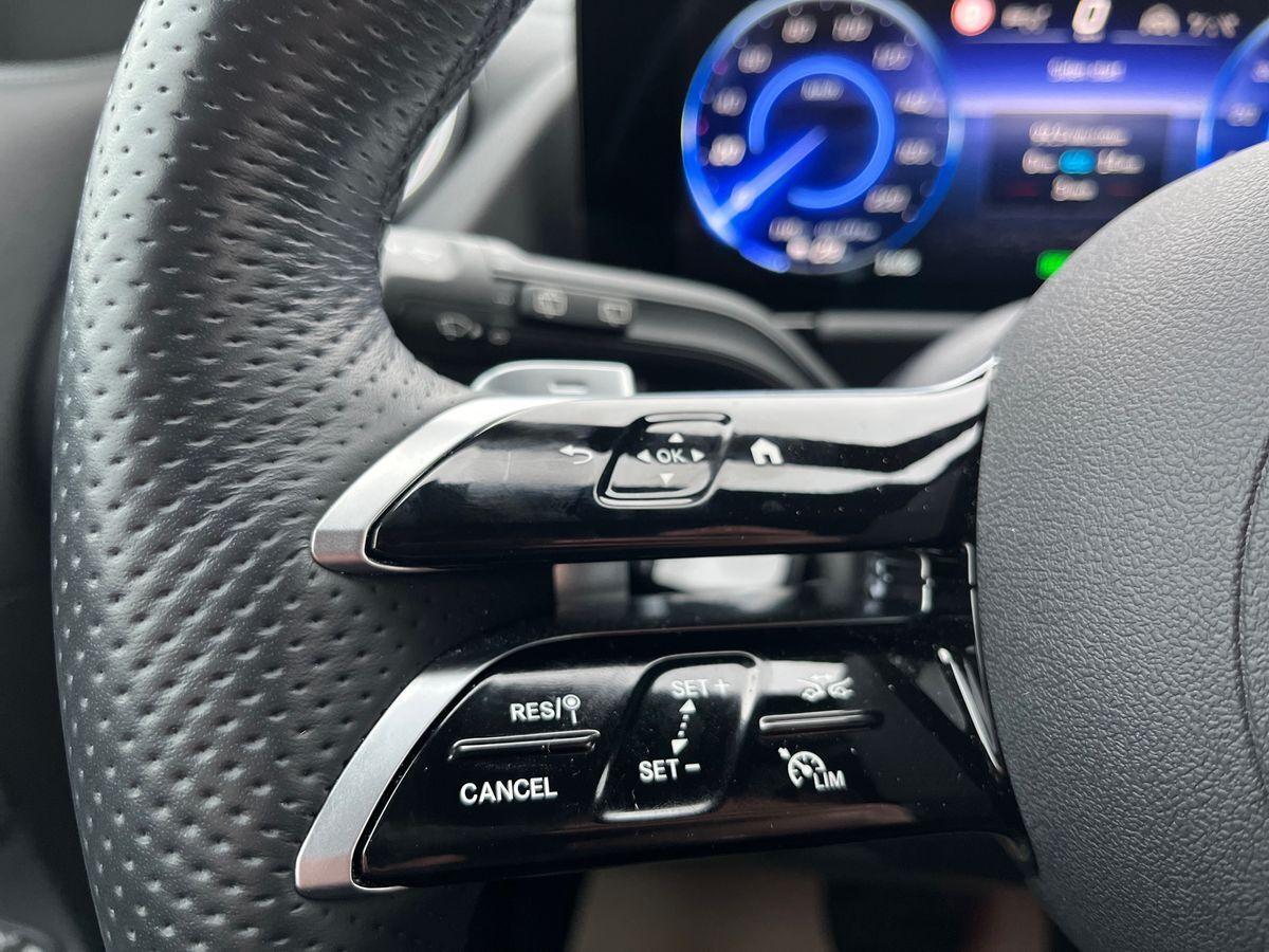 Billede af Mercedes-Benz EQA 350 EL 4Matic 292HK 5d Aut.