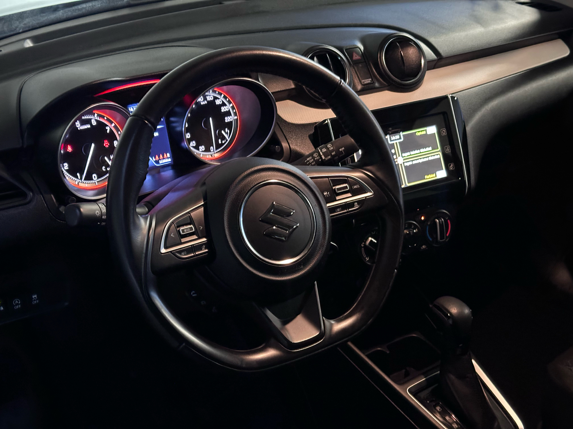 Billede af Suzuki Swift 1,2 Dualjet  Mild hybrid Action AEB CVT 83HK 5d Trinl. Gear