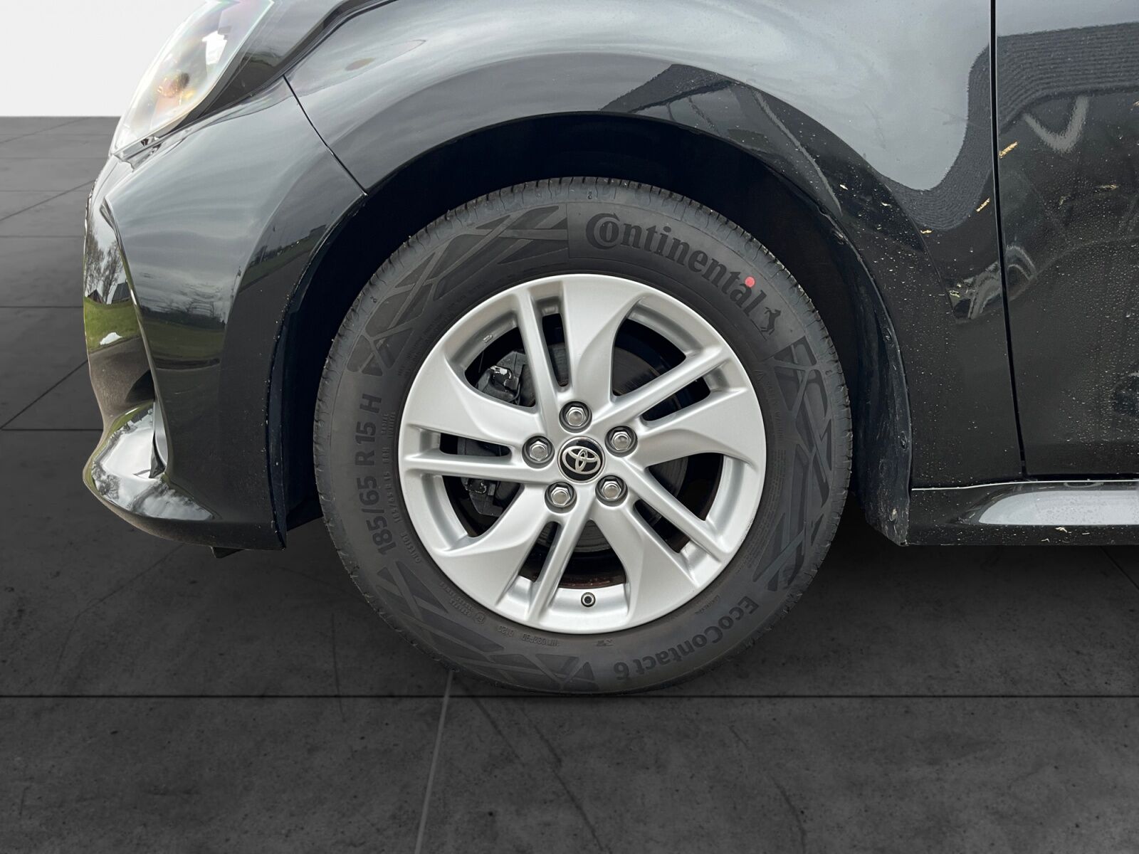 Billede af Toyota Yaris 1,5 VVT-I Active 125HK 5d 6g