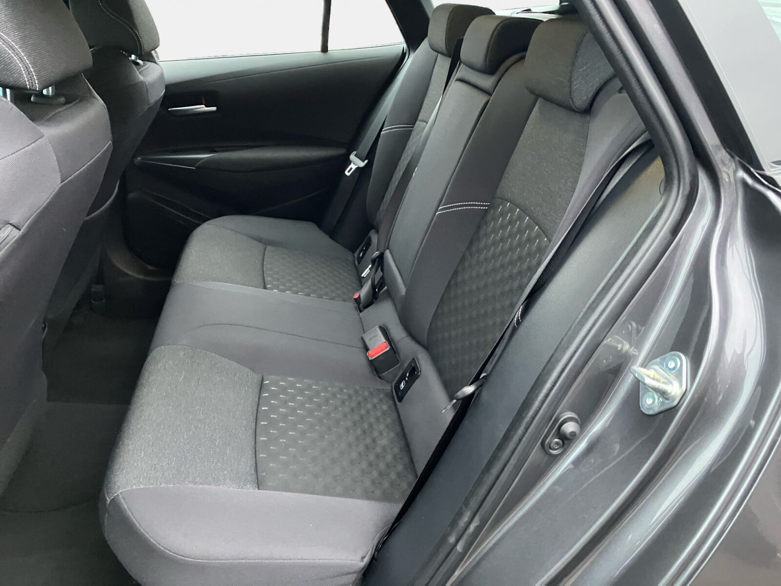 Billede af Toyota Corolla Touring Sports 1,8 Hybrid Active Comfort Plus E-CVT 140HK Stc Trinl. Gear