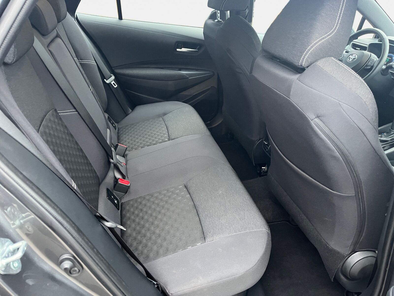 Billede af Toyota Corolla 1.8 hybrid (140 hk) Touring Sports aut. gear Active Comfort Plus