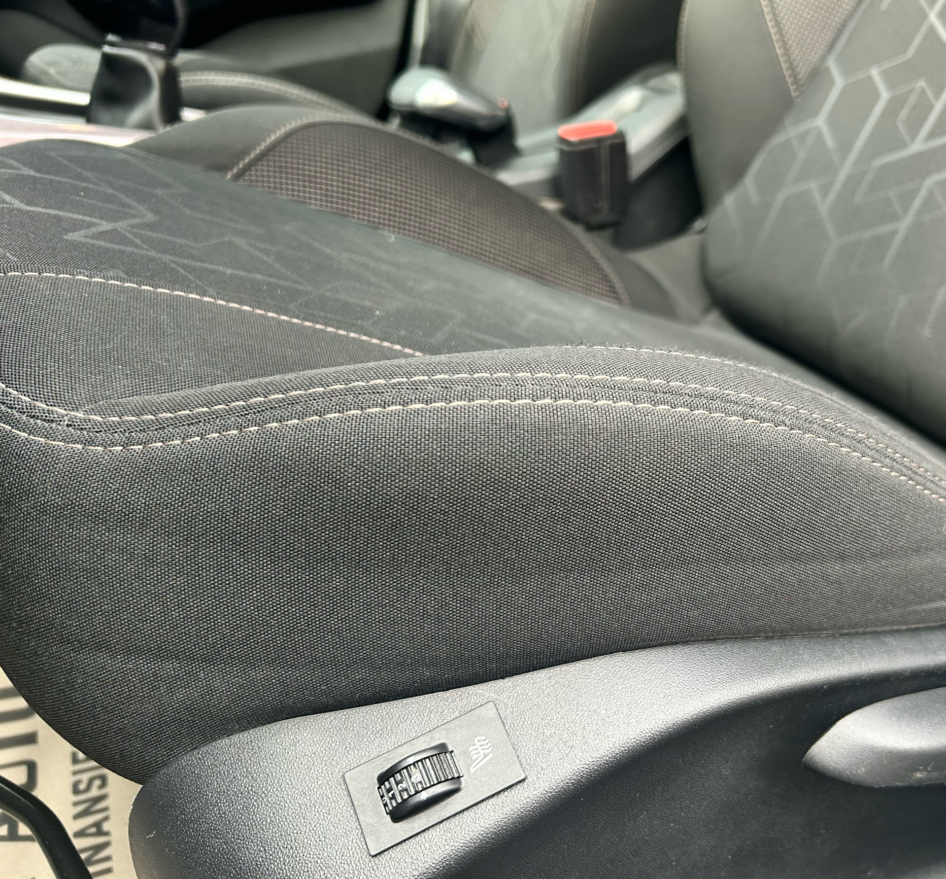 Billede af Peugeot 2008 1,2 VTi Active 82HK