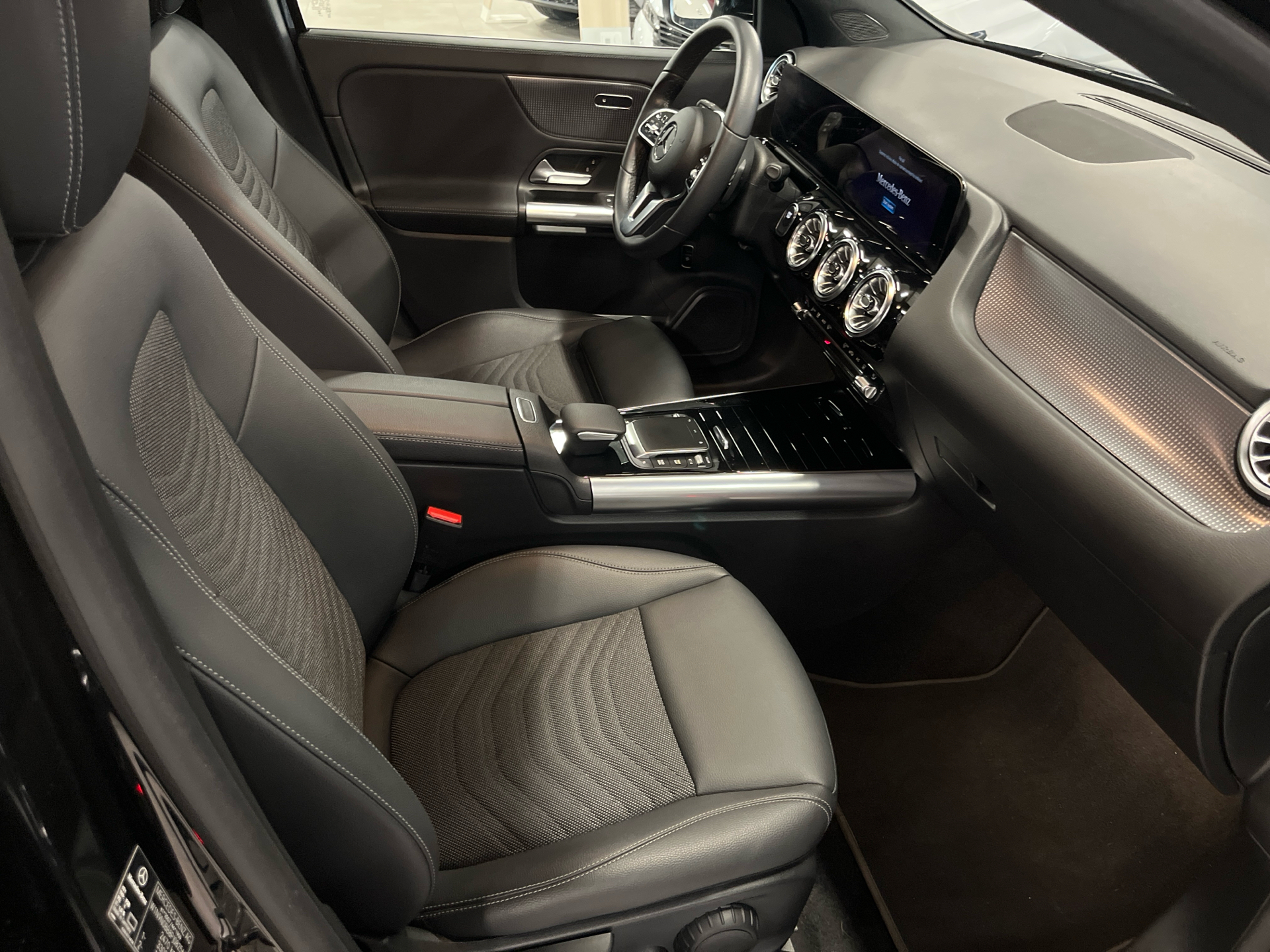 Billede af Mercedes-Benz EQA 250 EL Progressive 190HK 5d Aut.