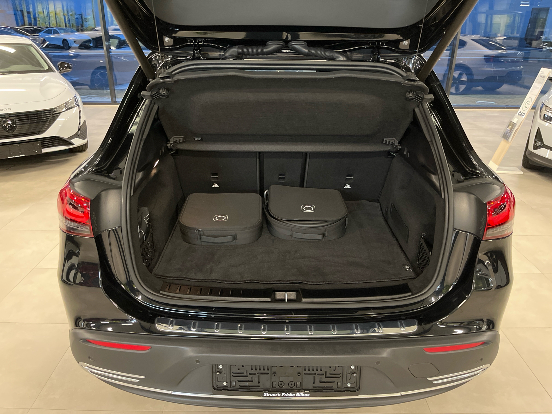 Billede af Mercedes-Benz EQA 250 EL Progressive 190HK 5d Aut.