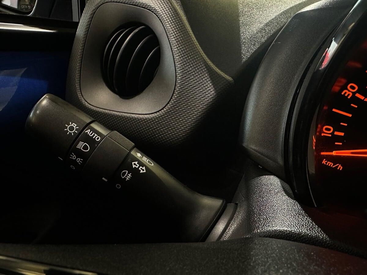 Billede af Citroën C1 1,0 VTi Shine 72HK 5d