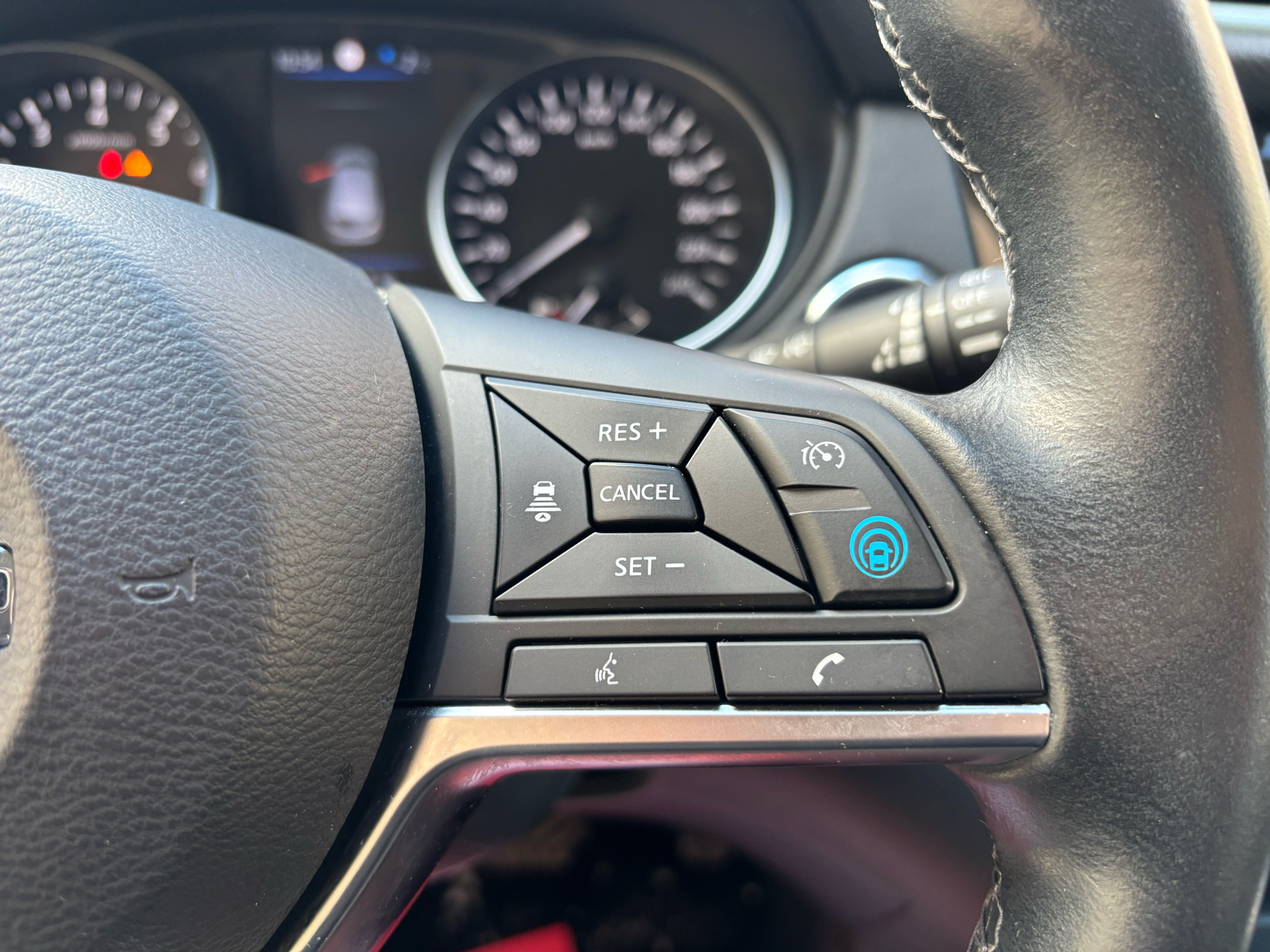 Billede af Nissan Qashqai 1,3 Dig-T Tekna DCT 160HK 5d 7g Aut.