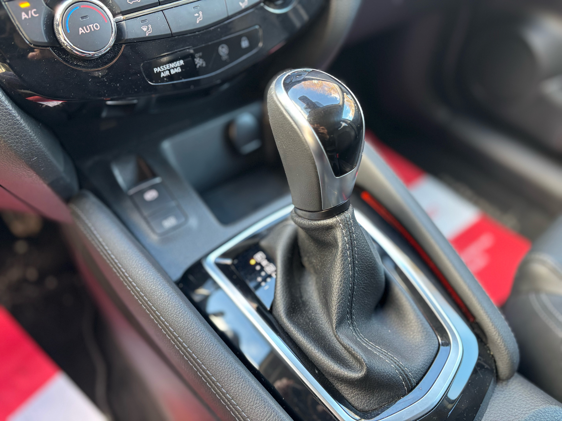 Billede af Nissan Qashqai 1,3 Dig-T Tekna DCT 160HK 5d 7g Aut.