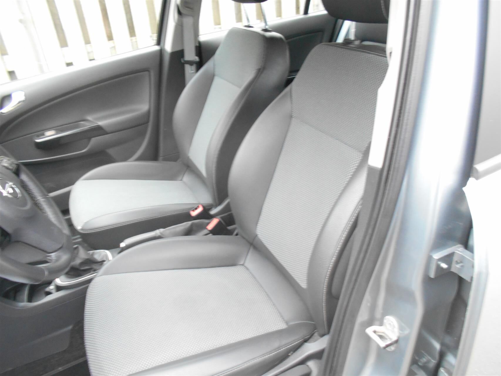 Billede af Opel Corsa 1,2 16V Cosmo 75HK 5d