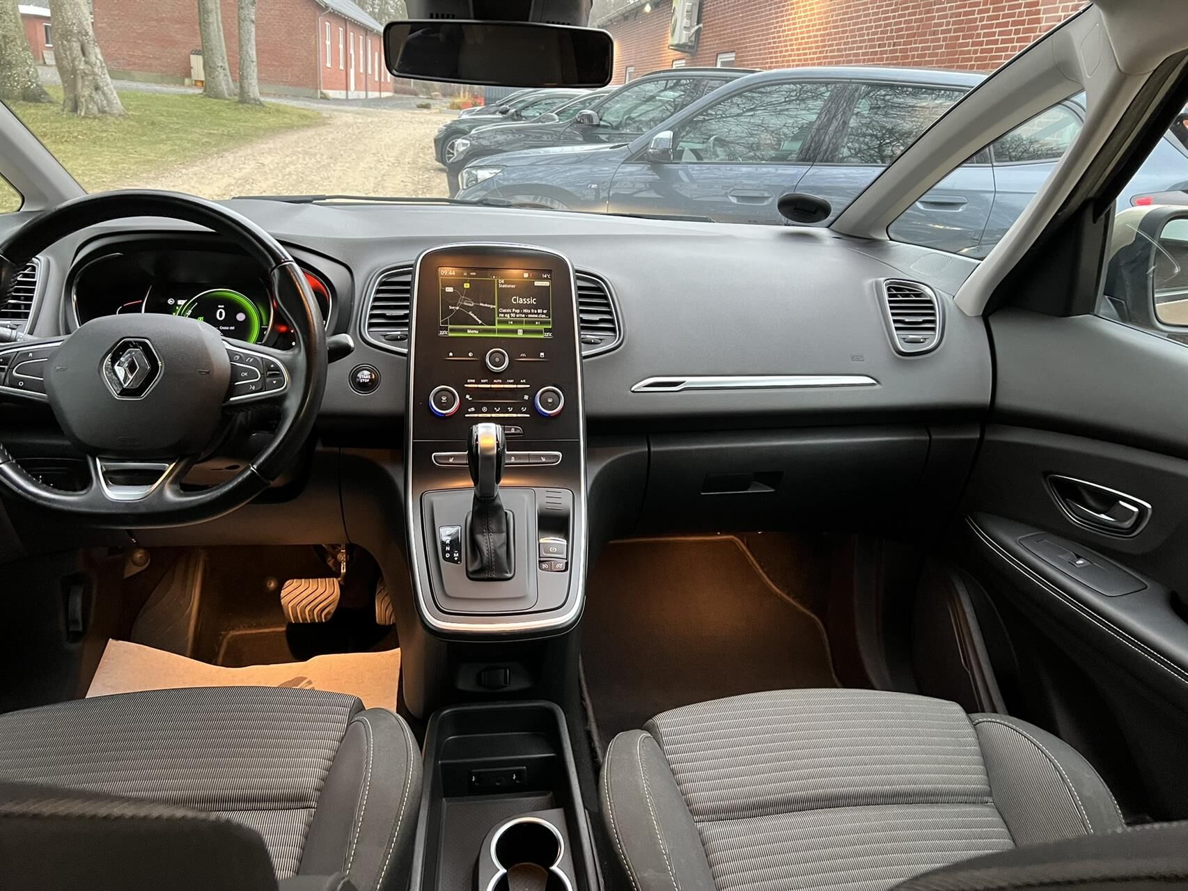 Billede af Renault Grand Scénic 1,5 Energy DCI Zen EDC 110HK 7g Aut.