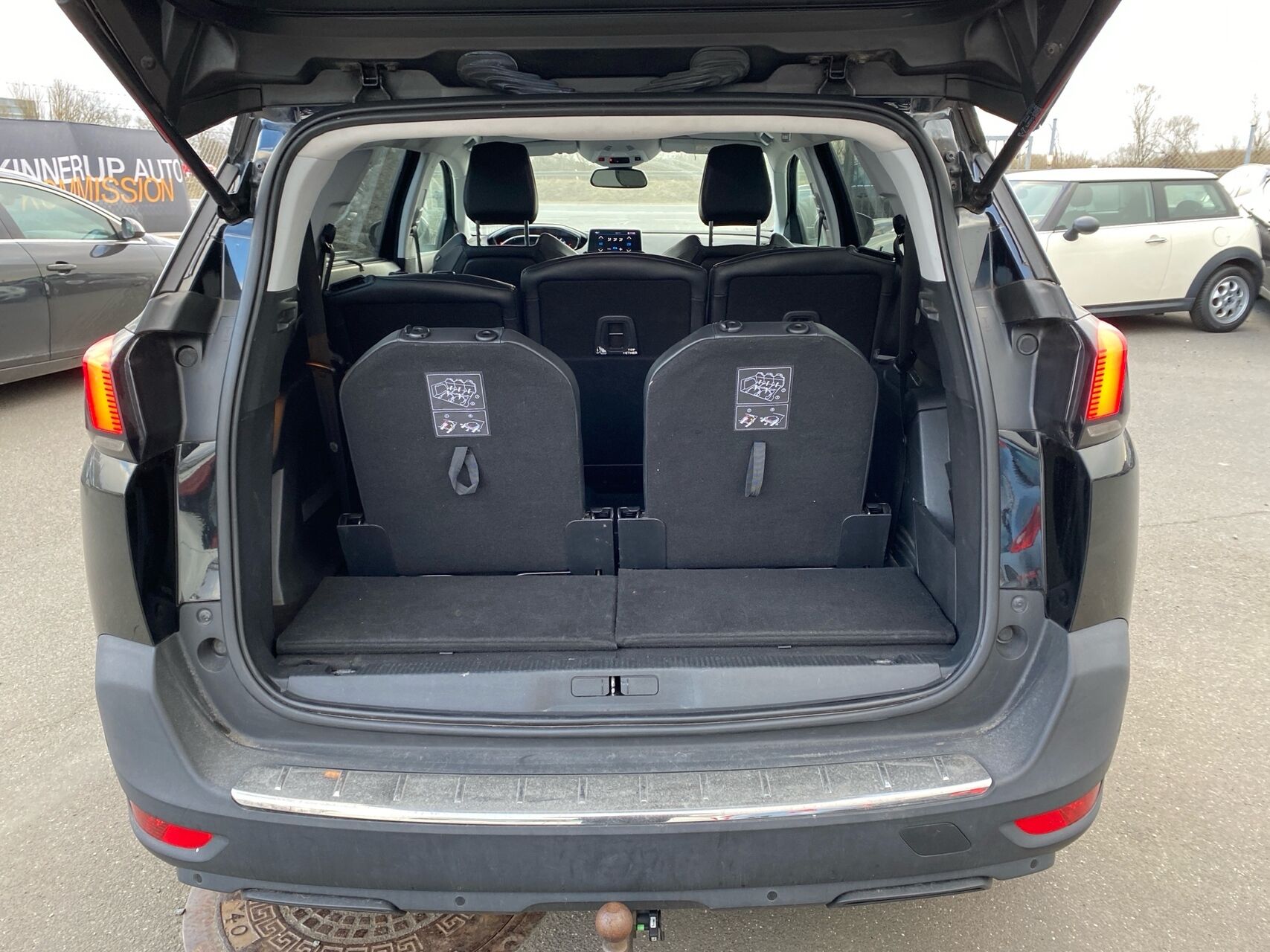 Billede af Peugeot 5008 1,2 e-THP Allure 130HK 5d