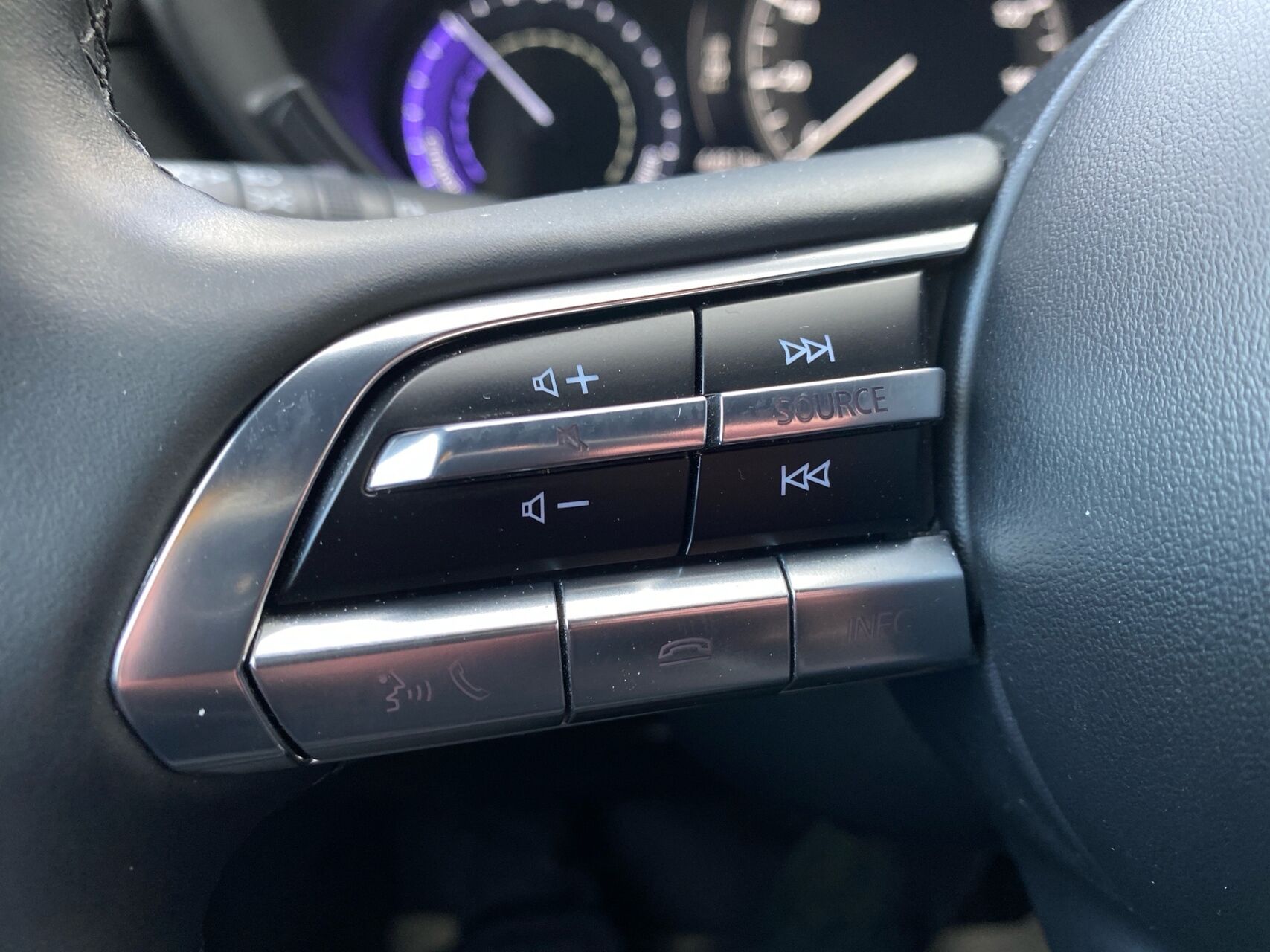 Billede af Mazda MX-30 e-Skyactiv Cosmo 145HK 5d Aut.