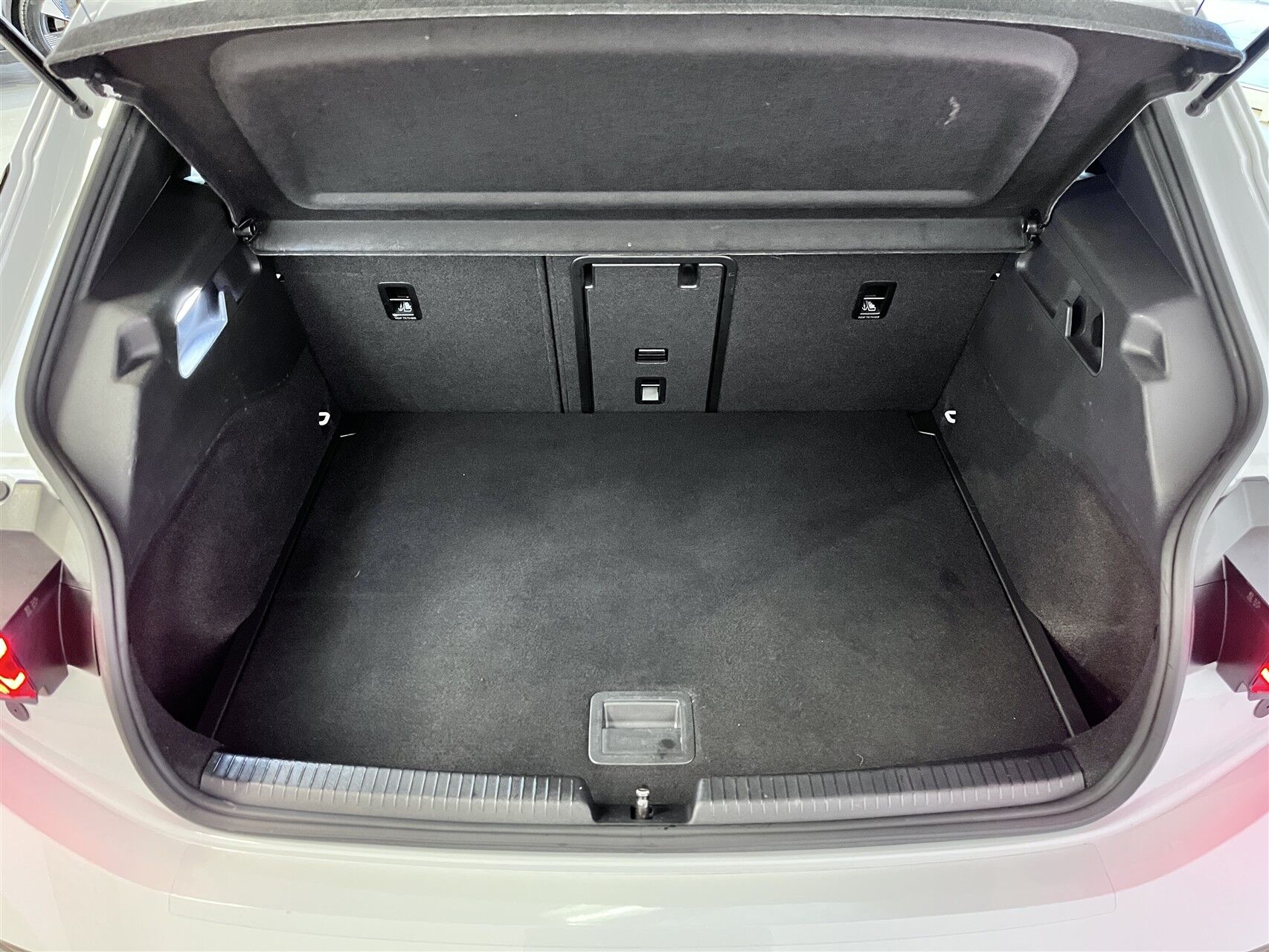 Billede af Cupra Born EL e-Boost 77 kWh 231HK 5d Aut. 