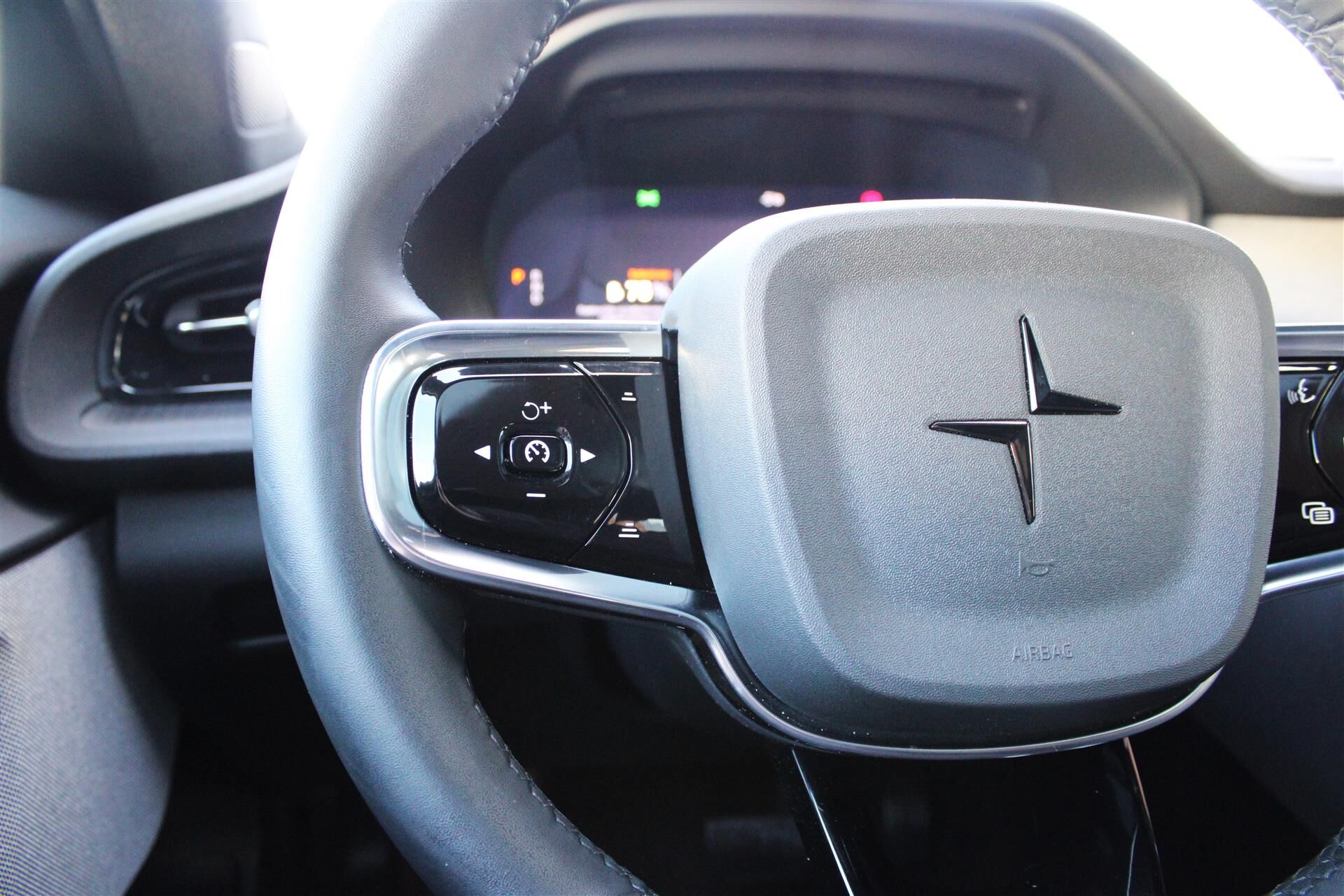 Billede af Polestar 2 EL Long Range Dual motor AWD 421HK 5d Aut.