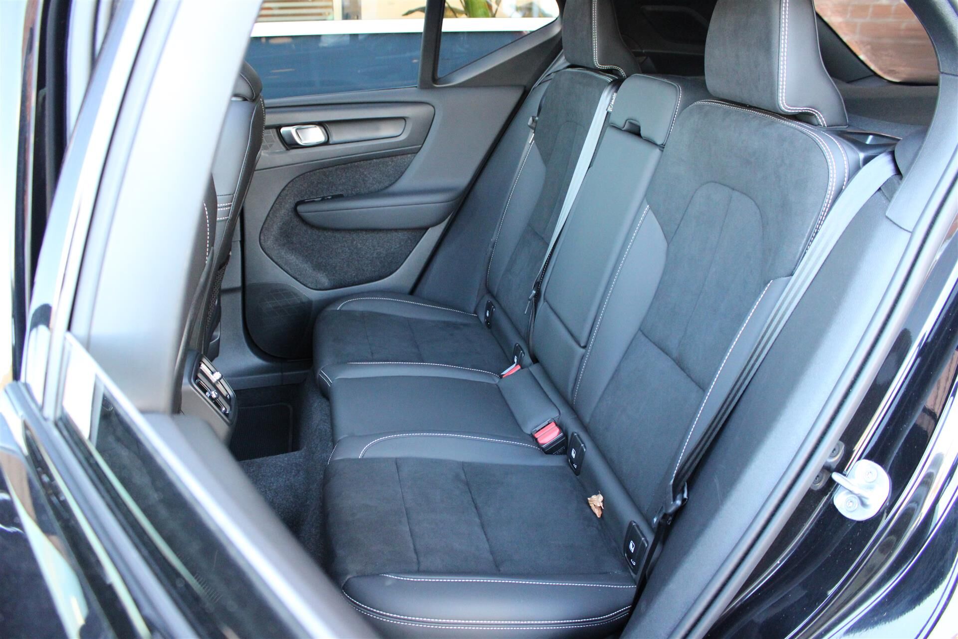 Billede af Volvo EX40 Single Motor Extended Range Ultra 252HK 5d Aut.