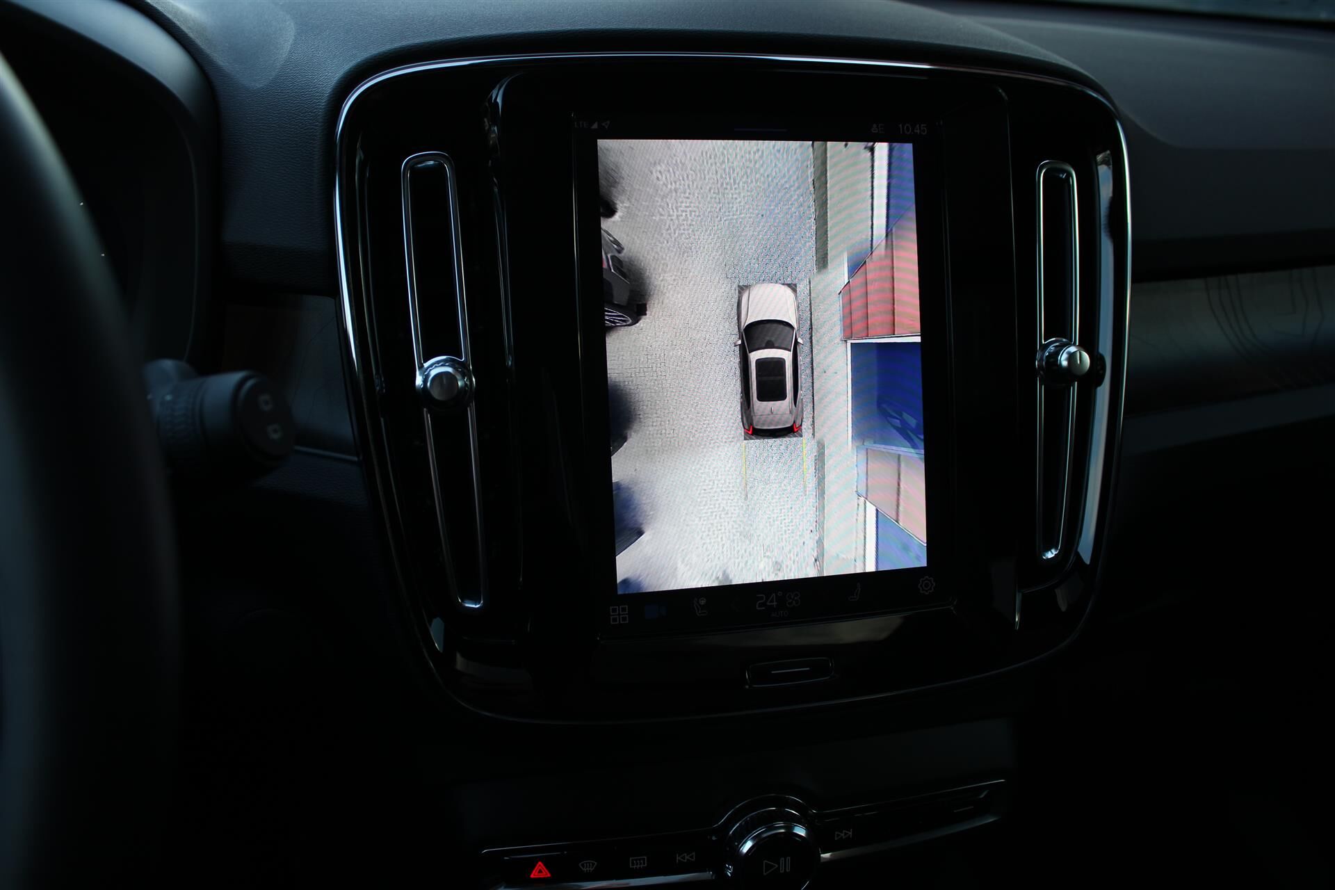 Billede af Volvo EX40 Single Motor Extended Range Ultra 252HK 5d Aut.