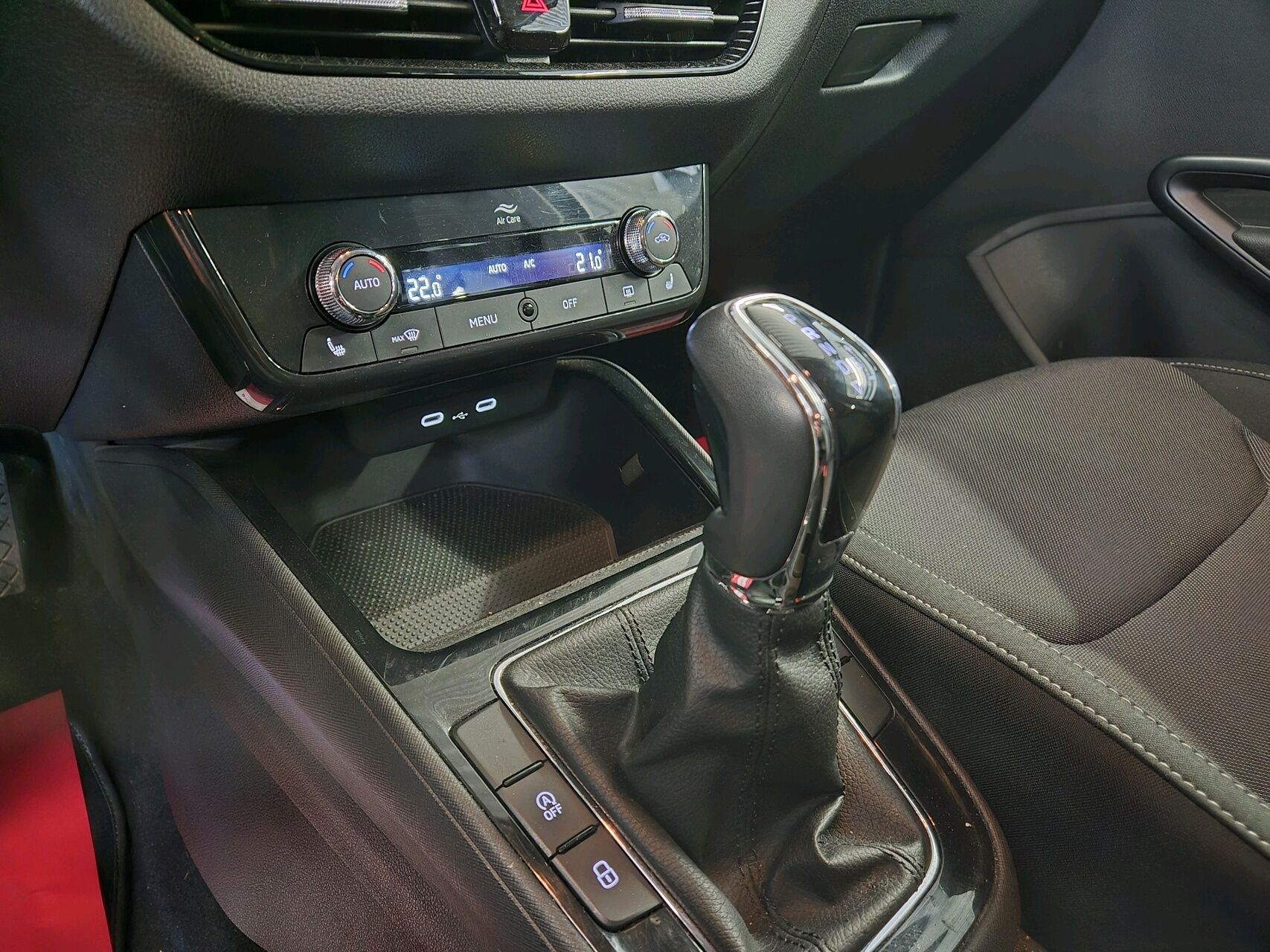 Billede af Skoda Fabia 1,0 TSI Ambition DSG 110HK 5d 7g Aut.