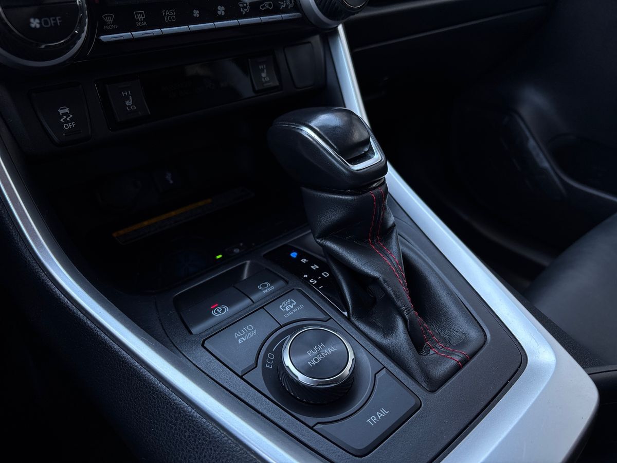 Billede af Toyota RAV4 Plug-in 2,5 Plugin-hybrid H3 Premium AWD 306HK 5d 6g Aut.